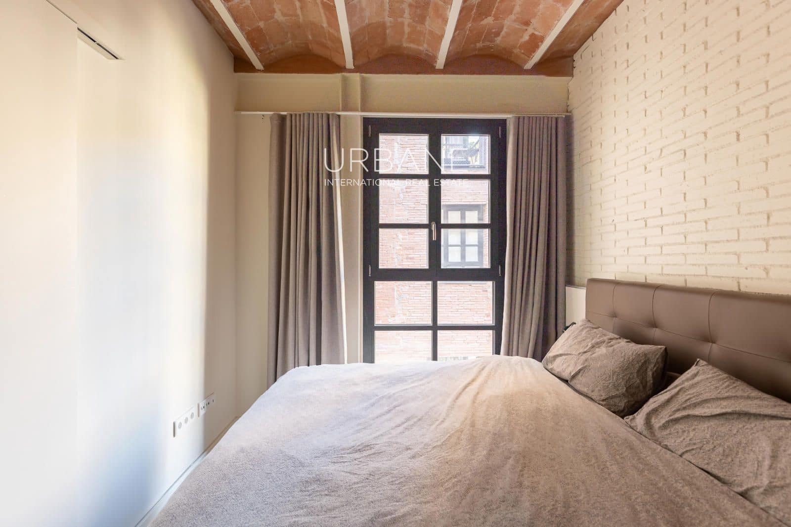 3 Zimmer Wohnung zu verkaufen in Barcelona Stadt mit Pool - 499.000 € (Ref: 9444898)