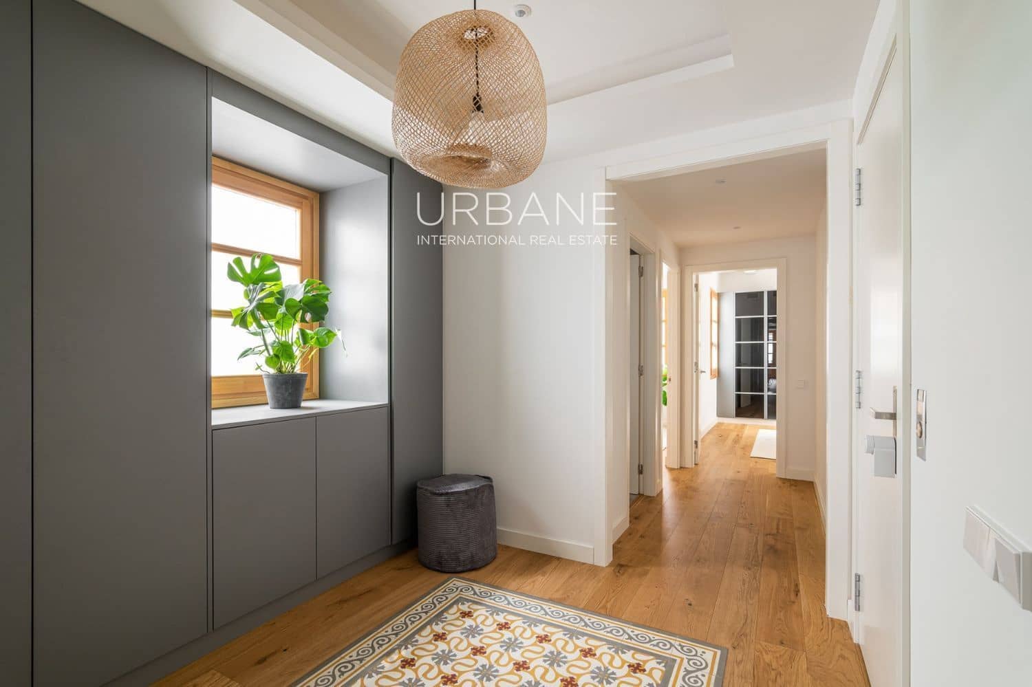 Piso de 2 habitaciones en Barcelona ciudad en alquiler - 2.995 € (Ref: 9453542)