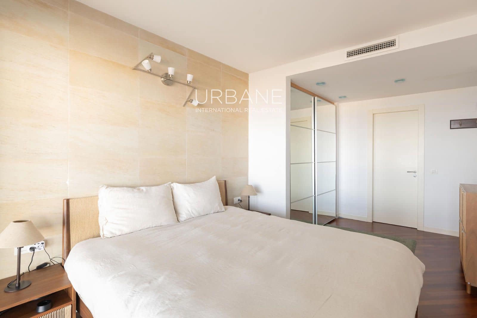 3 camera da letto Attico da affittare in Barcelona citta - 5.995 € (Rif: 9453543)