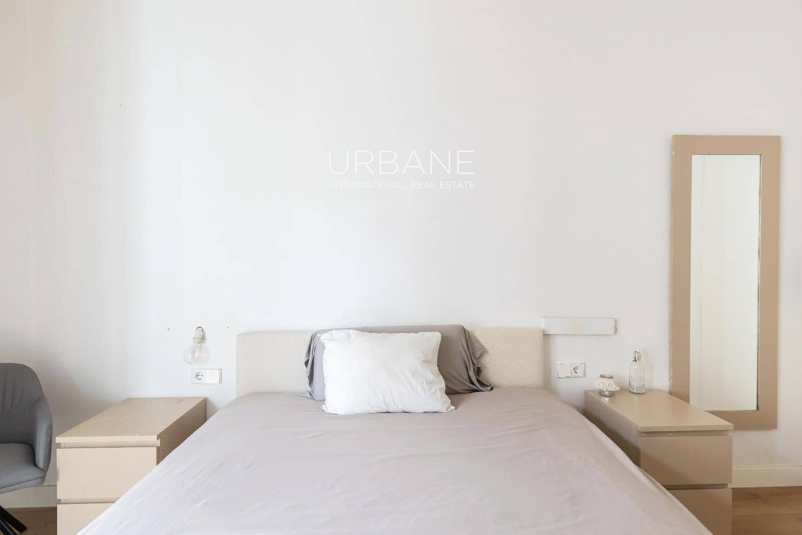 Piso de 2 habitaciones en Barcelona ciudad en alquiler - 1.999 € (Ref: 9453544)