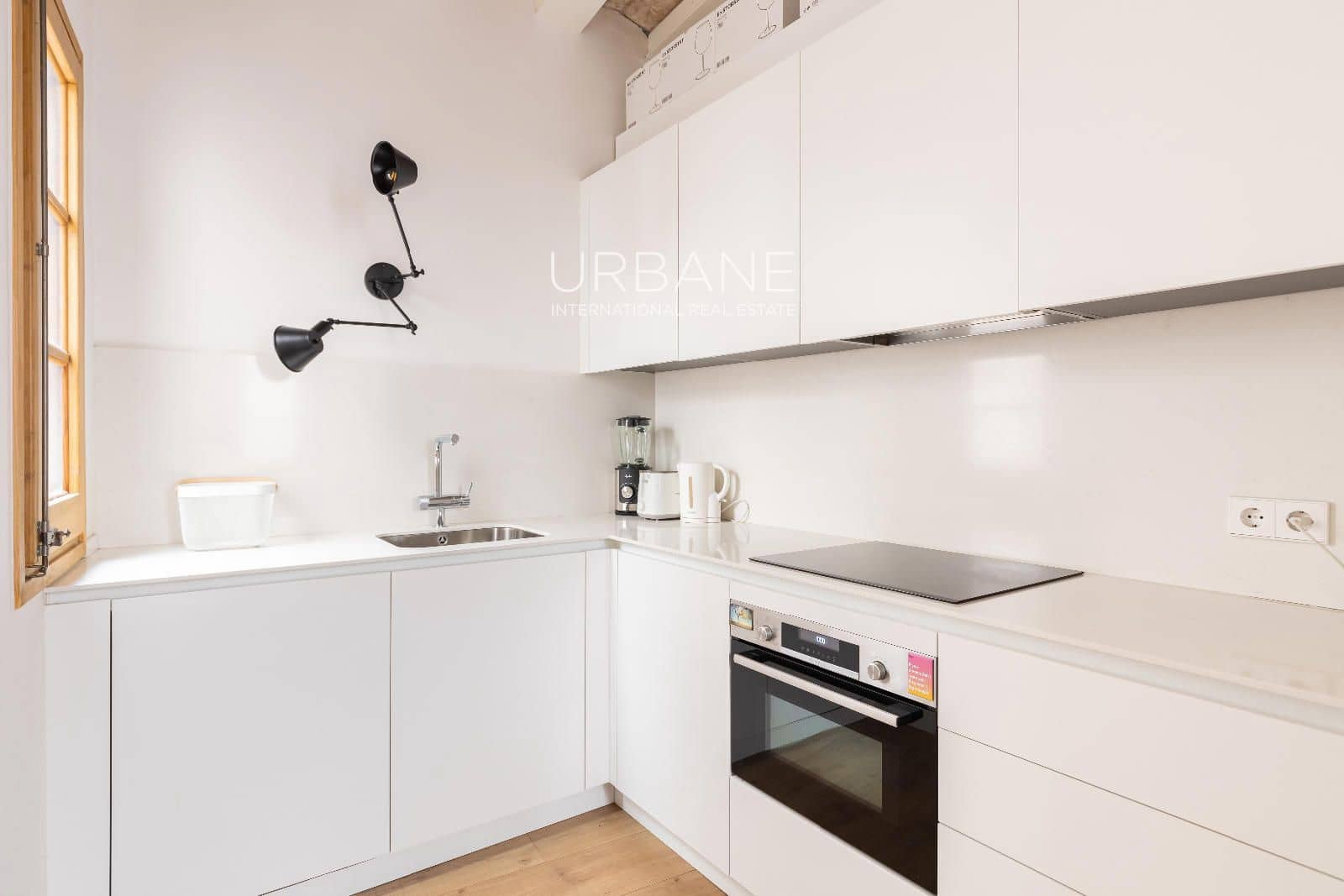 Piso de 2 habitaciones en Barcelona ciudad en alquiler - 1.999 € (Ref: 9453544)
