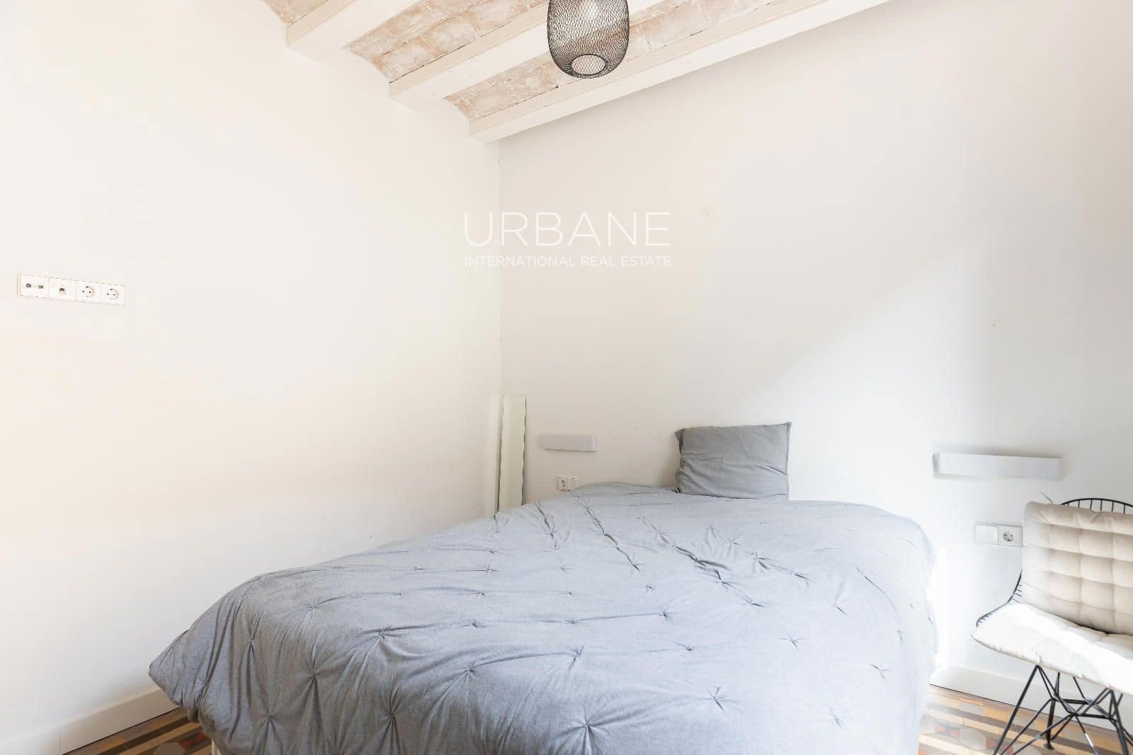 Piso de 2 habitaciones en Barcelona ciudad en alquiler - 1.999 € (Ref: 9453544)