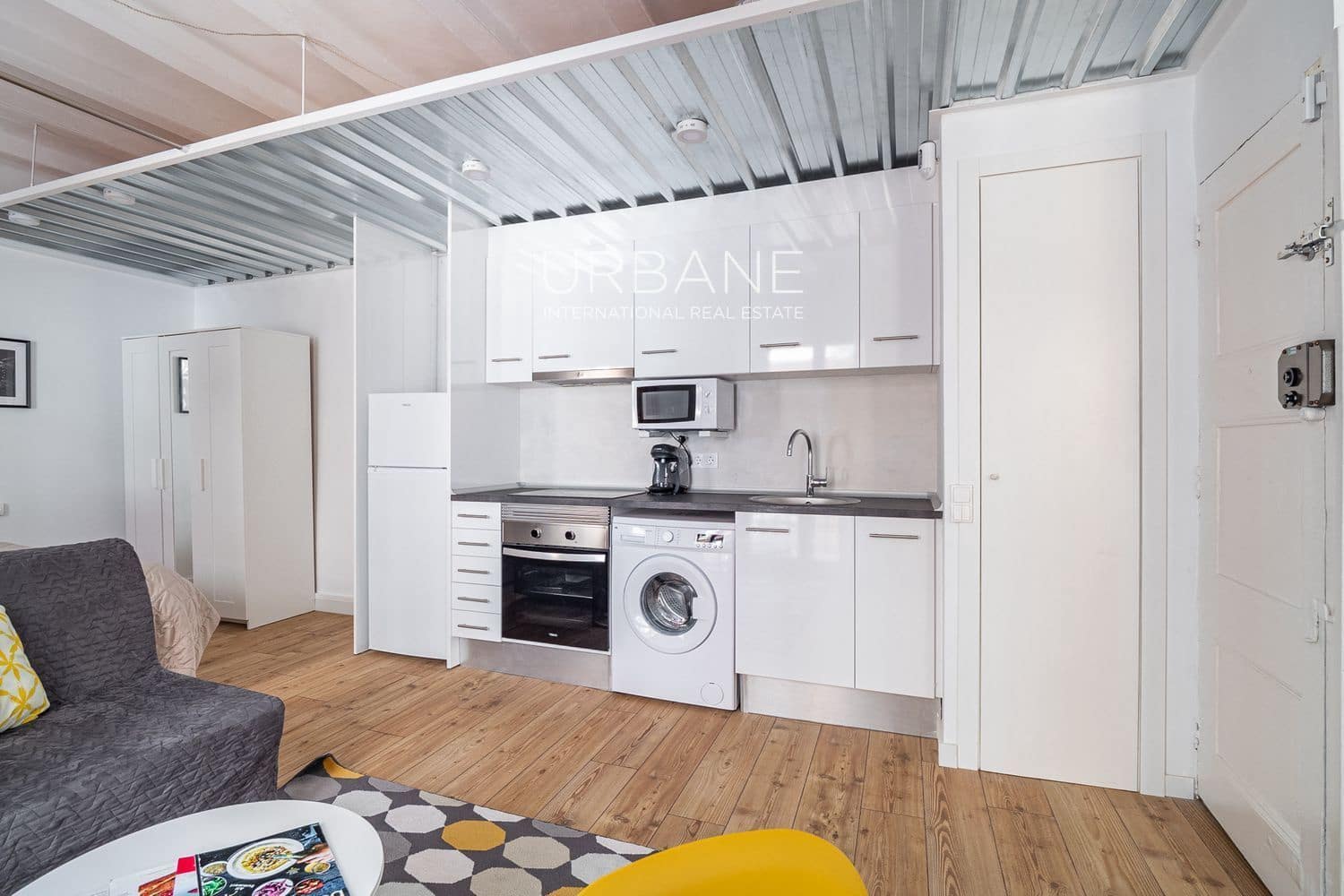 1 quarto Apartamento para arrendar em Barcelona cidade - 1 100 € (Ref: 9454859)