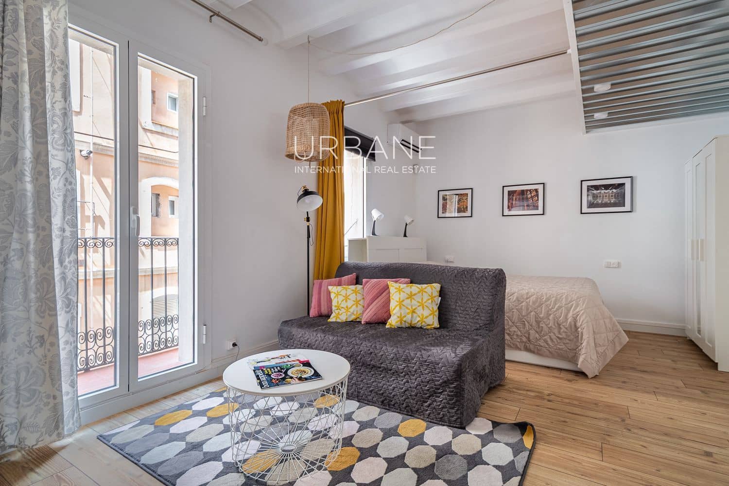 1 quarto Apartamento para arrendar em Barcelona cidade - 1 100 € (Ref: 9454859)