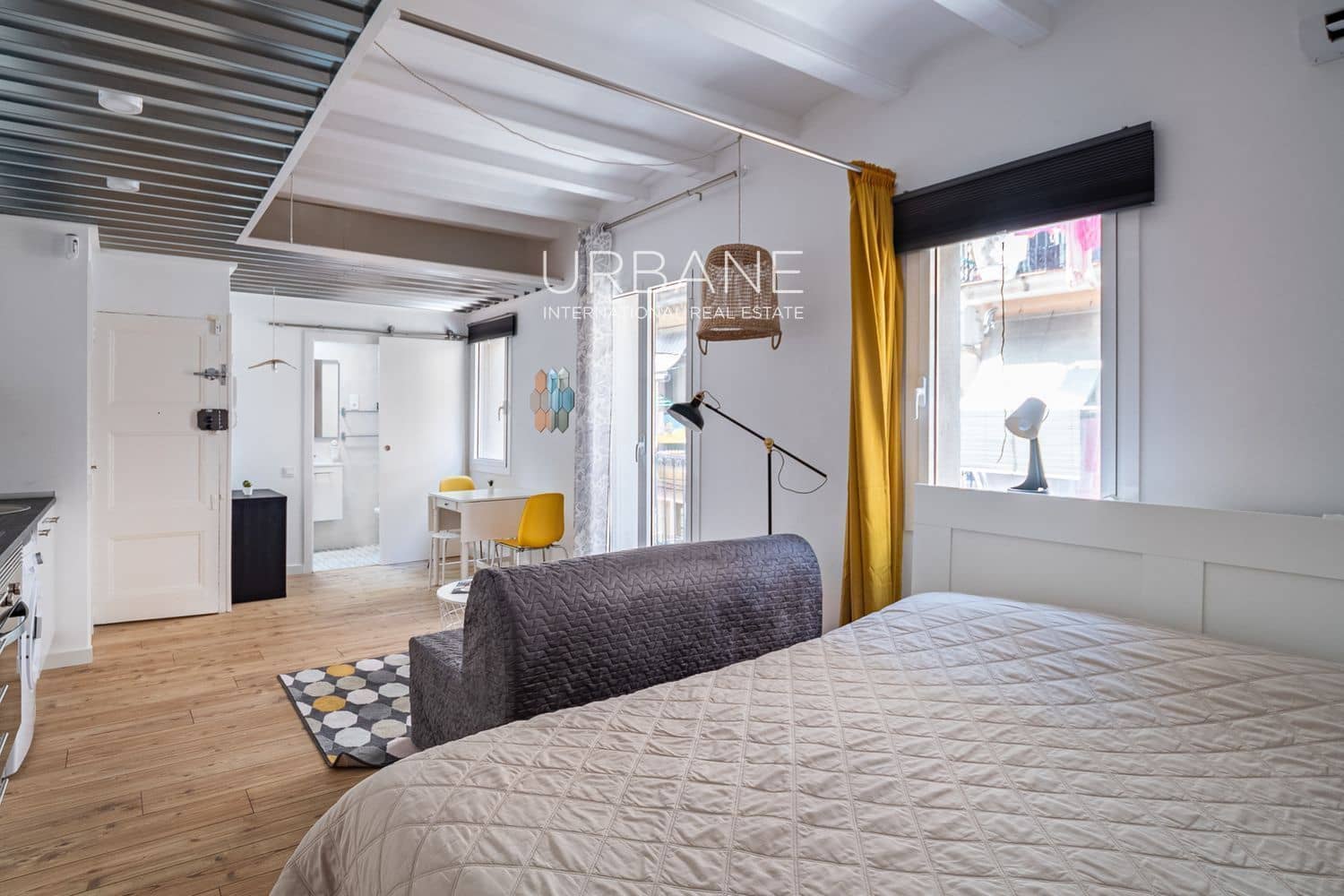 1 quarto Apartamento para arrendar em Barcelona cidade - 1 100 € (Ref: 9454859)