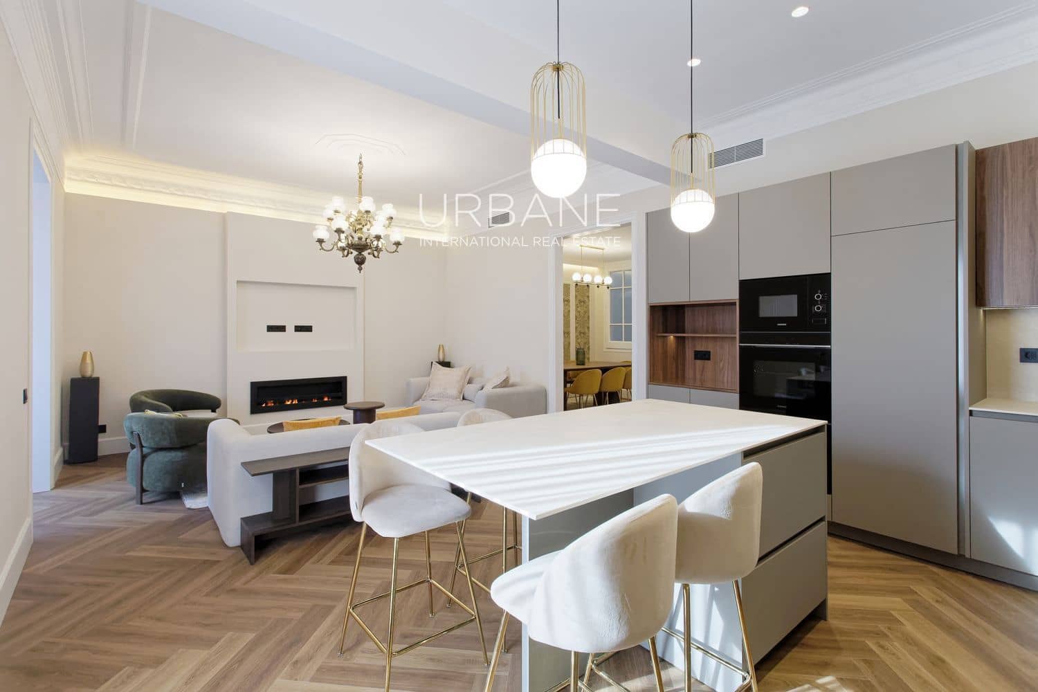 3 sypialnia Mieszkanie na sprzedaż w Miasto Barcelona - 1 780 000 € (Ref: 9460704)