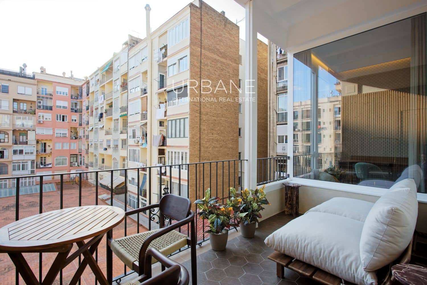3 sypialnia Mieszkanie na sprzedaż w Miasto Barcelona - 1 780 000 € (Ref: 9460704)