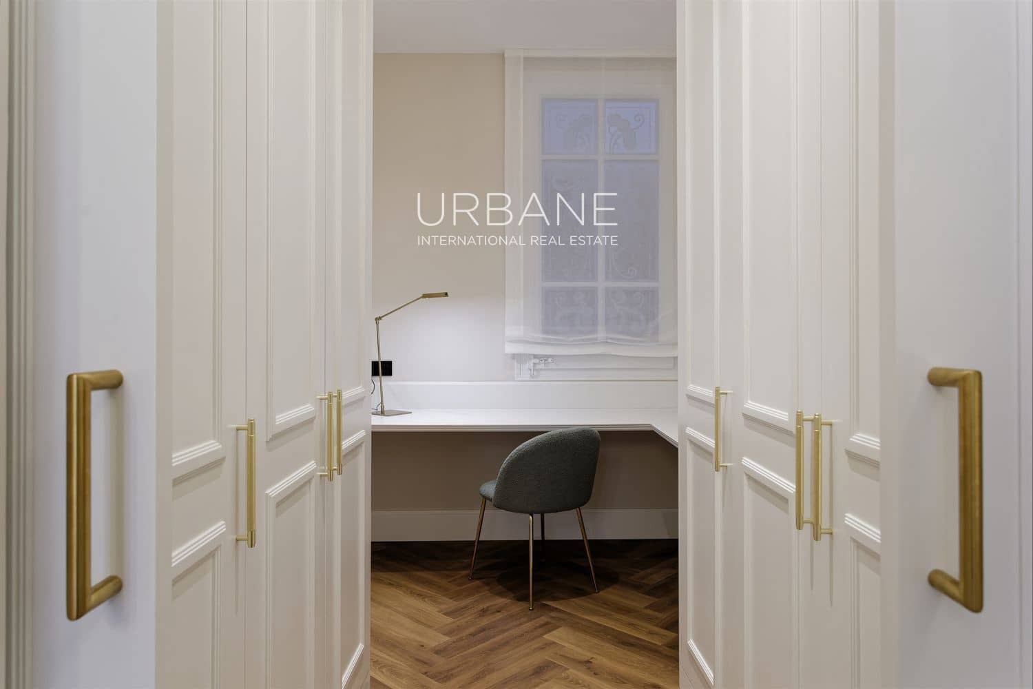 3 sypialnia Mieszkanie na sprzedaż w Miasto Barcelona - 1 780 000 € (Ref: 9460704)