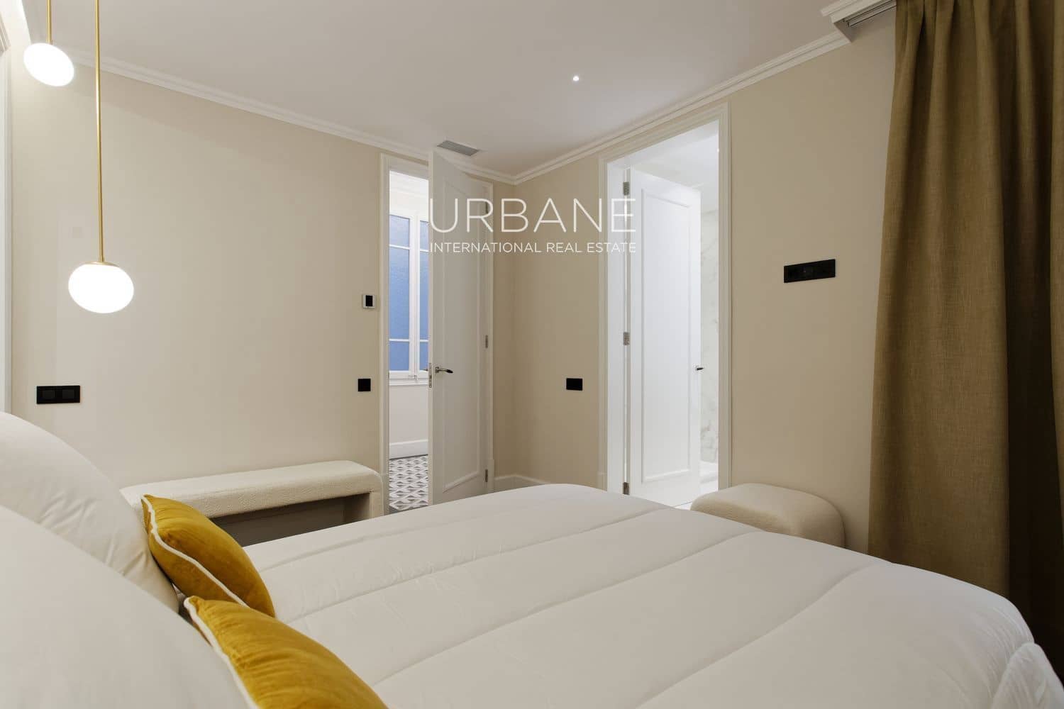 3 sypialnia Mieszkanie na sprzedaż w Miasto Barcelona - 1 780 000 € (Ref: 9460704)