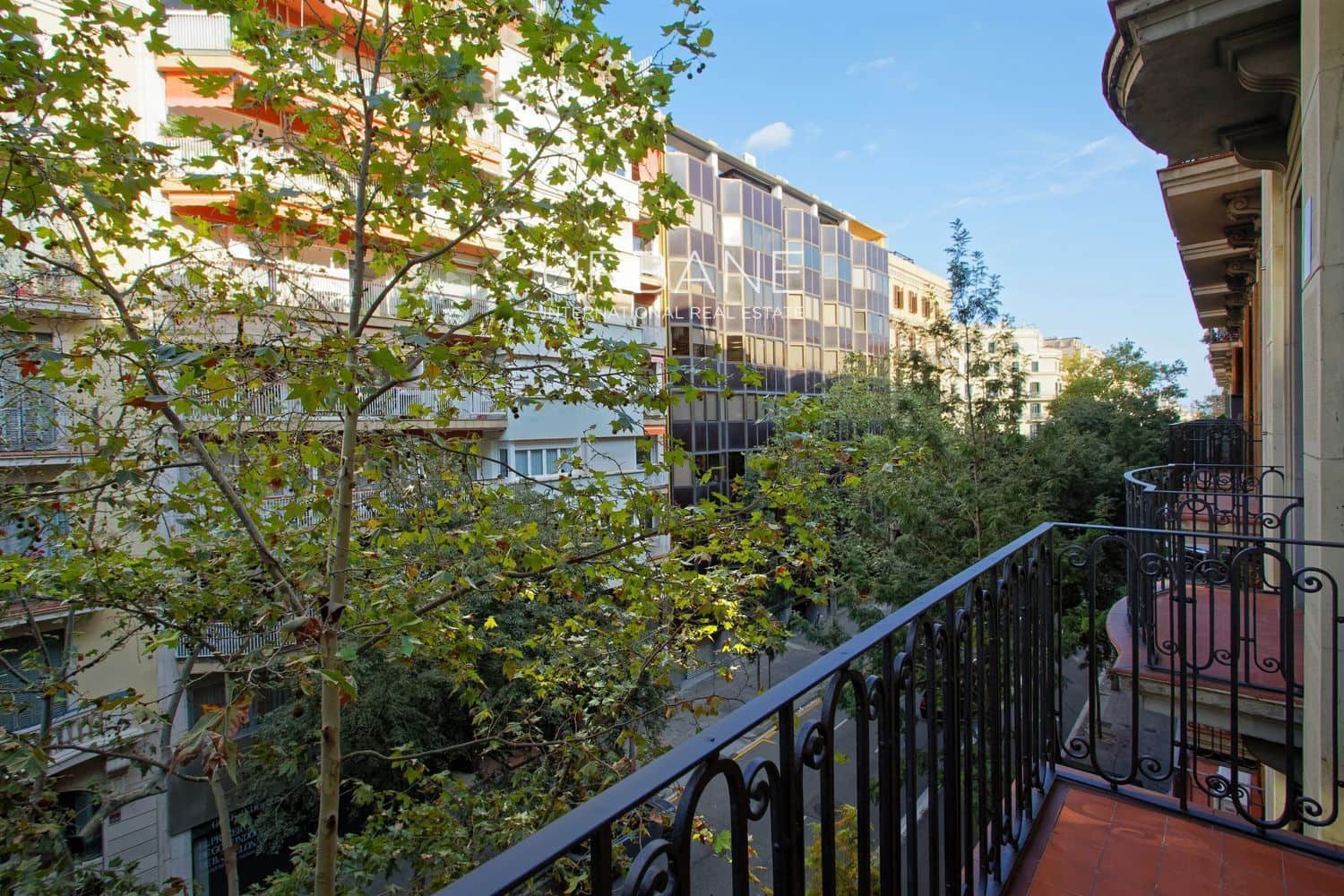 3 sypialnia Mieszkanie na sprzedaż w Miasto Barcelona - 1 780 000 € (Ref: 9460704)