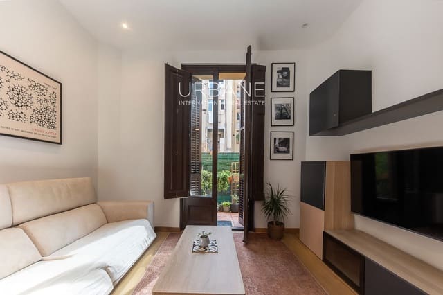 3 makuuhuone Omakotitalo myytävänä paikassa Eixample, Barcelona kaupunki - 615 000 € (Ref: 9460705)