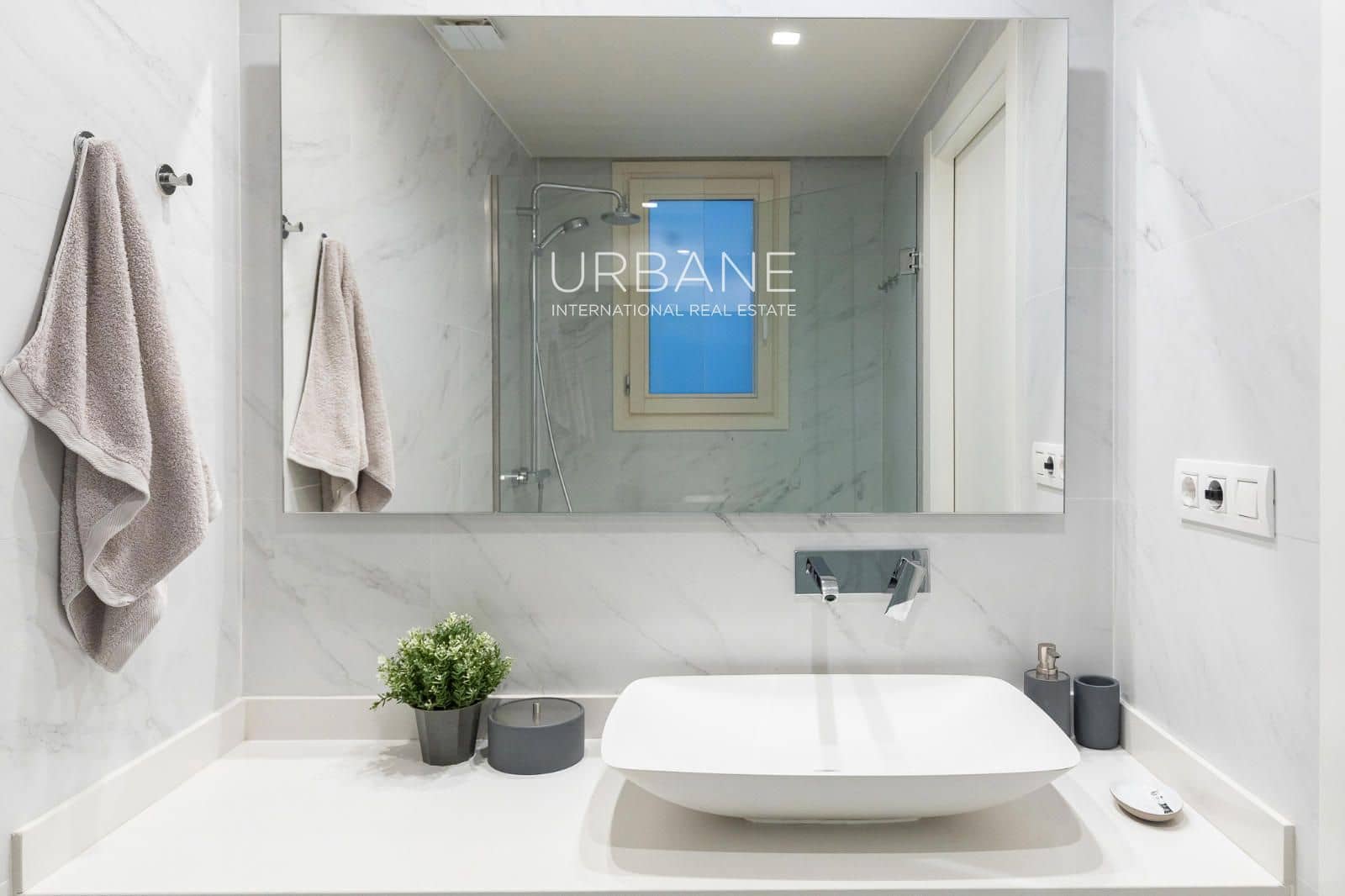 4 chambre Appartement à vendre à Barcelone ville - 900 000 € (Ref: 9460706)