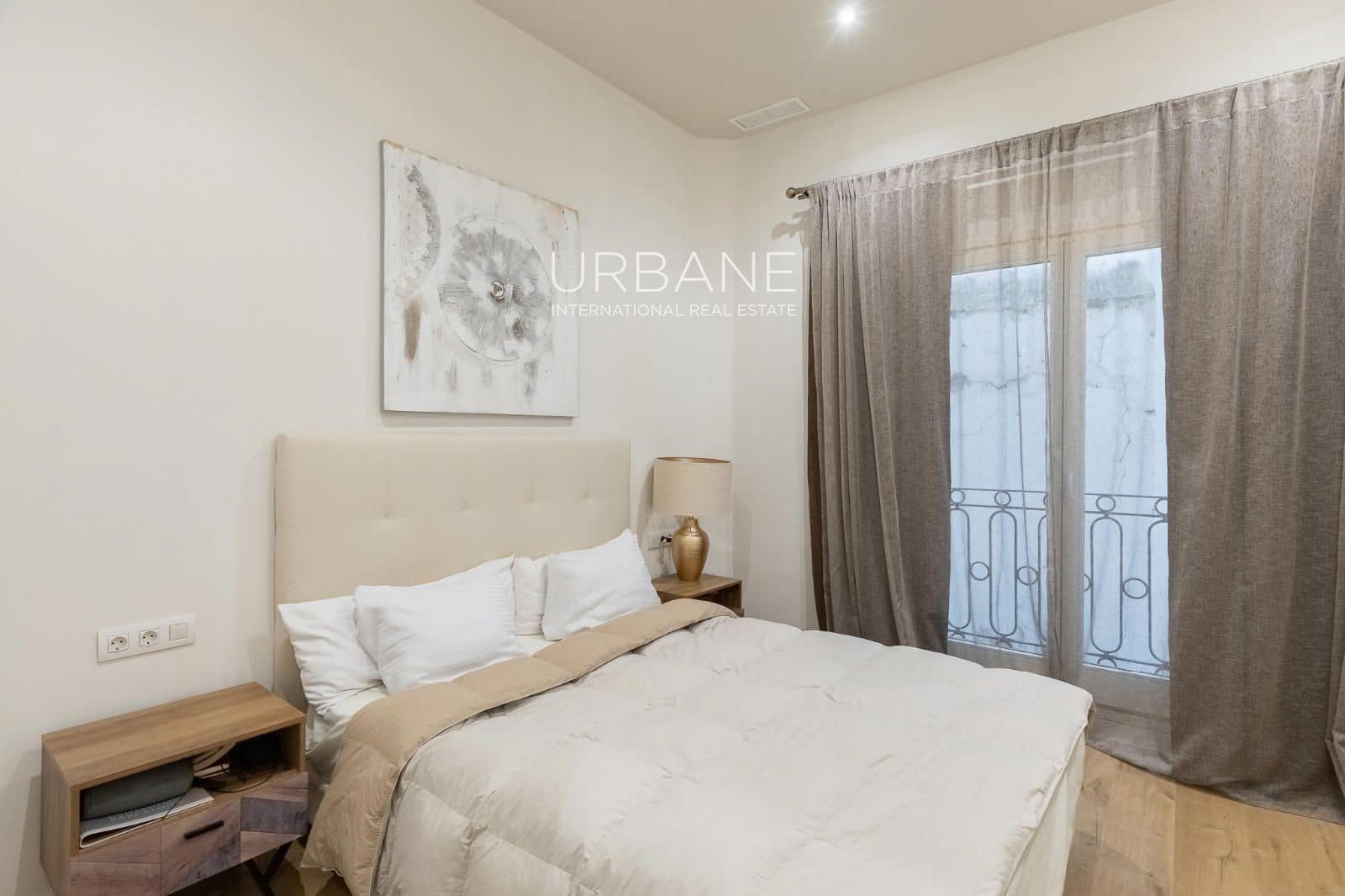 4 chambre Appartement à vendre à Barcelone ville - 900 000 € (Ref: 9460706)