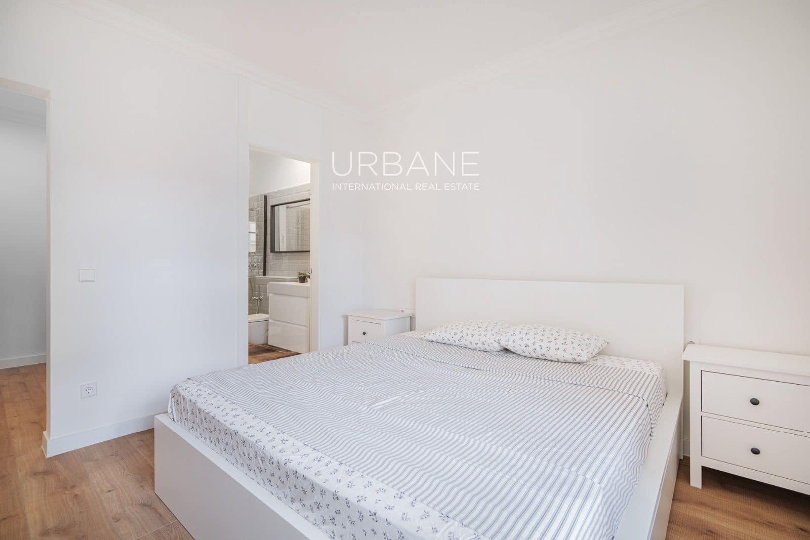 3 quarto Apartamento para arrendar em Barcelona cidade - 1 841 € (Ref: 9462822)