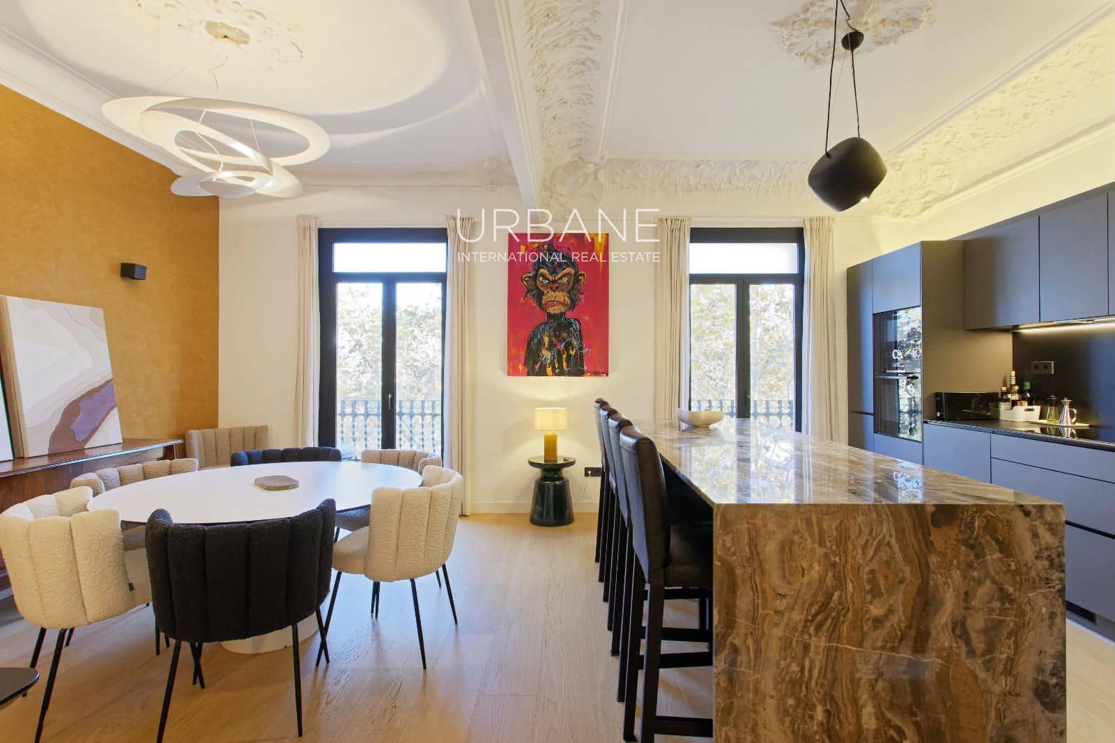 4 bedroom Flat for sale in Barcelona city - € 995,000 (Ref: 9471005)