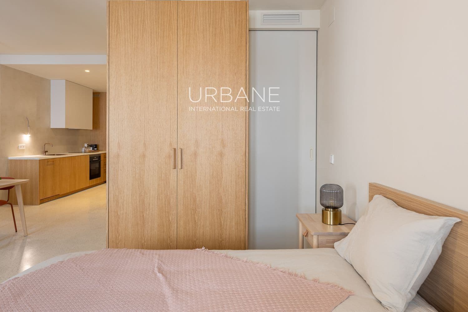 1 bedroom Flat for rent in Barcelona city - € 1,400 (Ref: 9490083)
