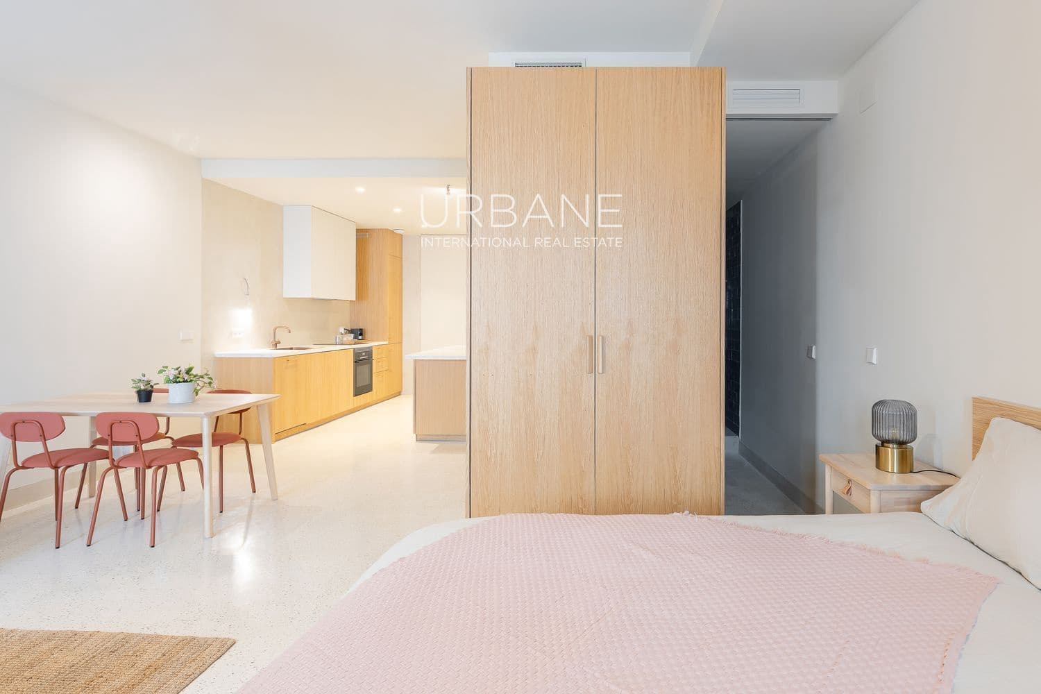 1 bedroom Flat for rent in Barcelona city - € 1,400 (Ref: 9490083)