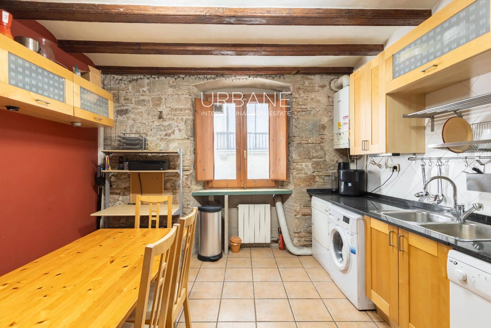 2 slaapkamer Penthouse te huur in Barcelona stad - € 1.550 (Ref: 9500762)