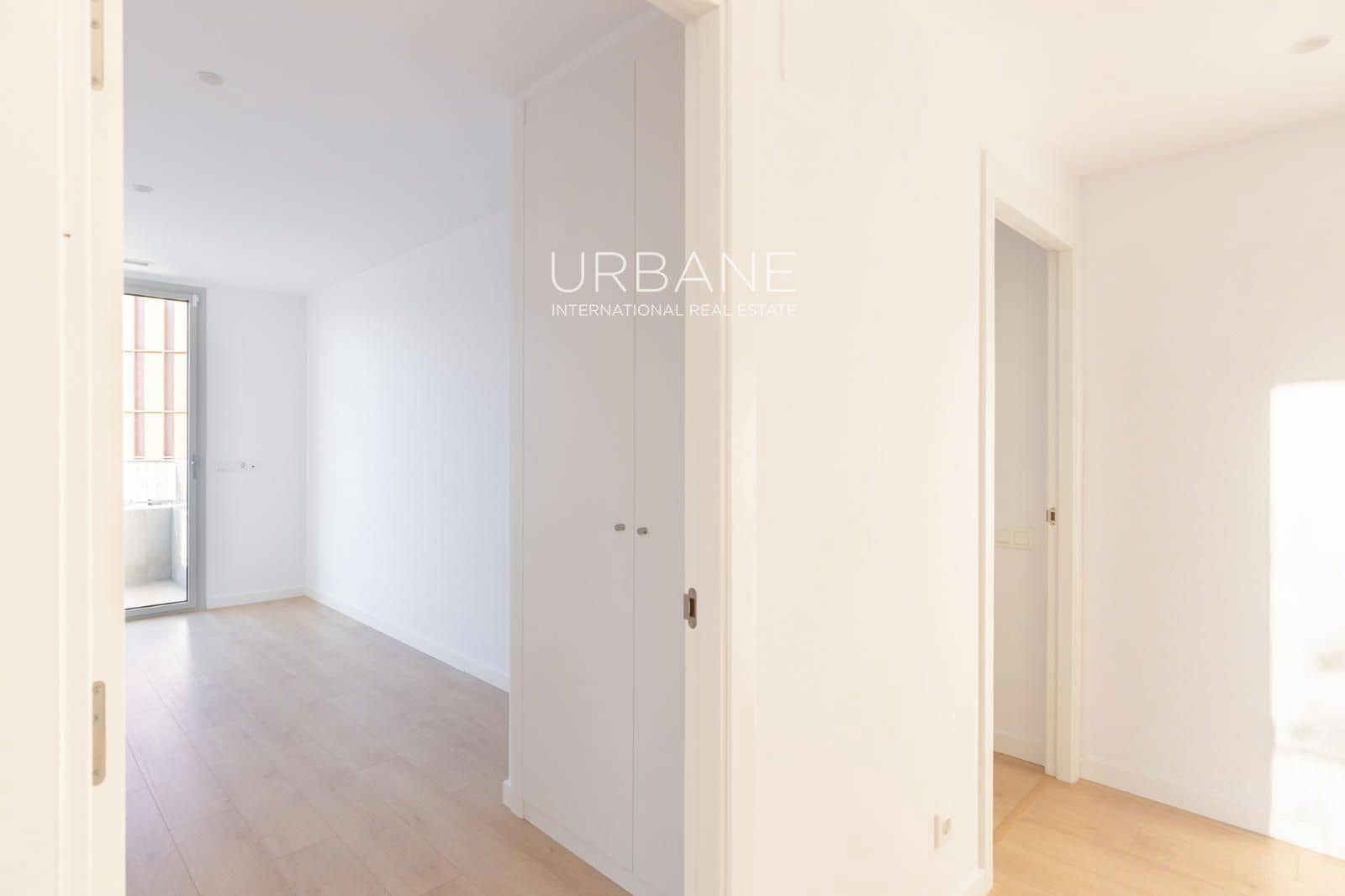 Piso de 2 habitaciones en Barcelona ciudad en alquiler con piscina - 2.500 € (Ref: 9506451)