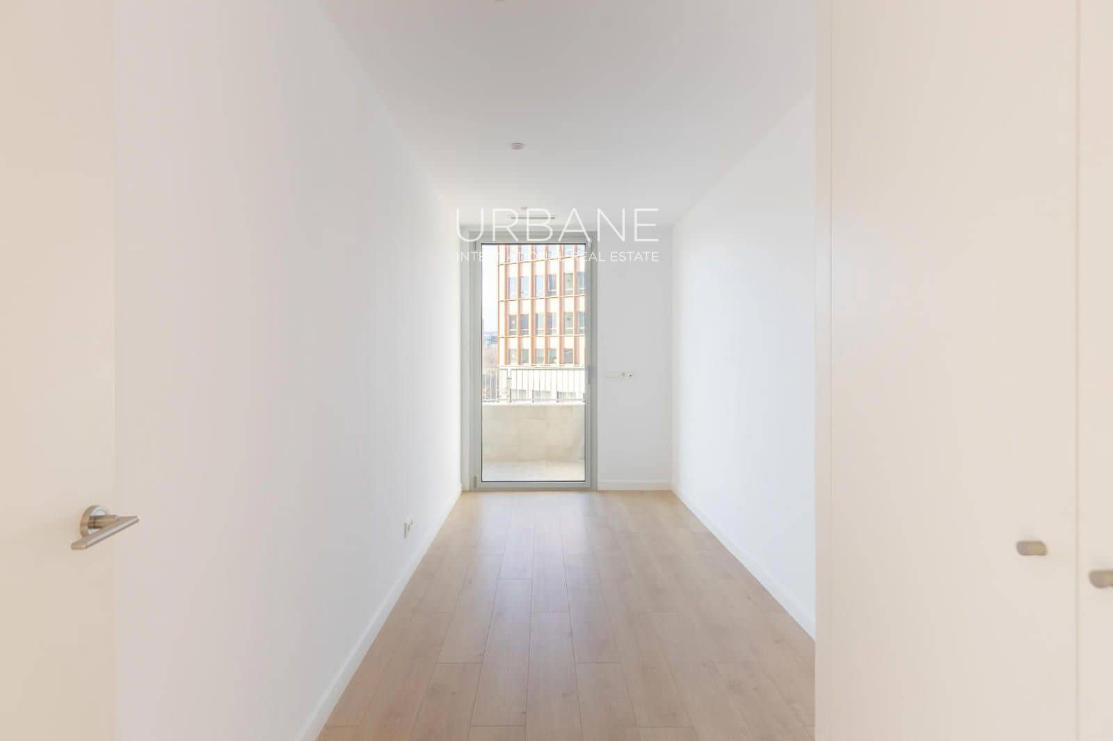 Piso de 2 habitaciones en Barcelona ciudad en alquiler con piscina - 2.500 € (Ref: 9506451)