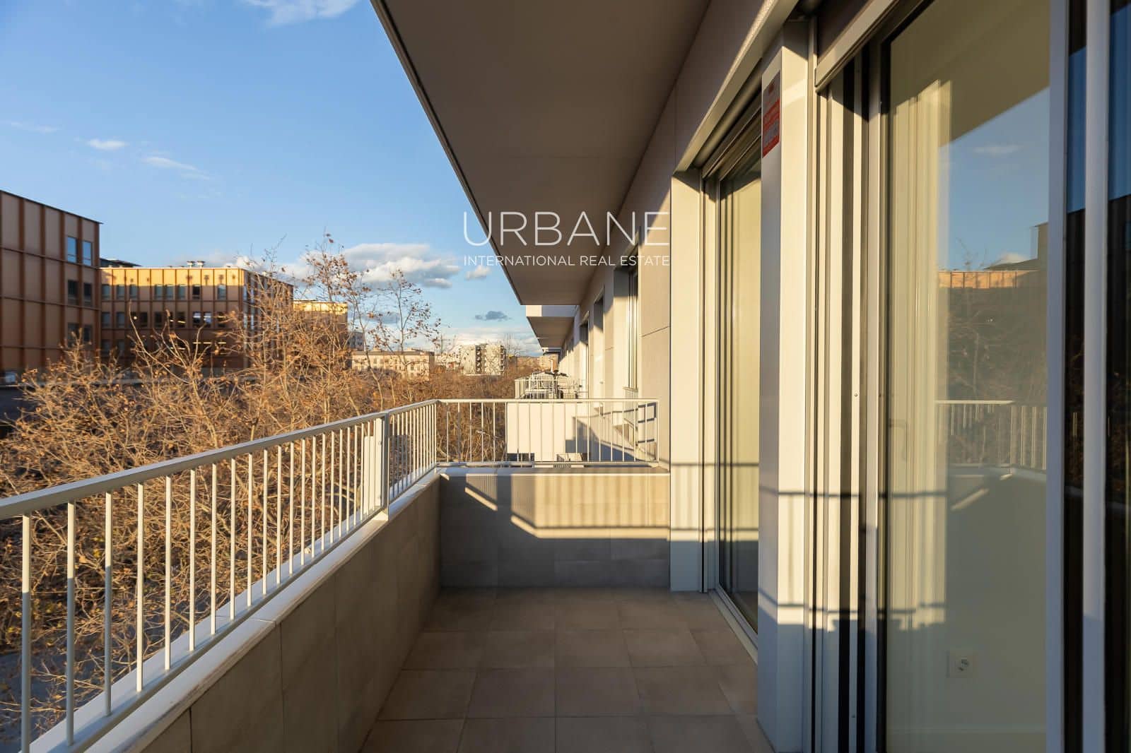 Piso de 2 habitaciones en Barcelona ciudad en alquiler con piscina - 2.500 € (Ref: 9506451)