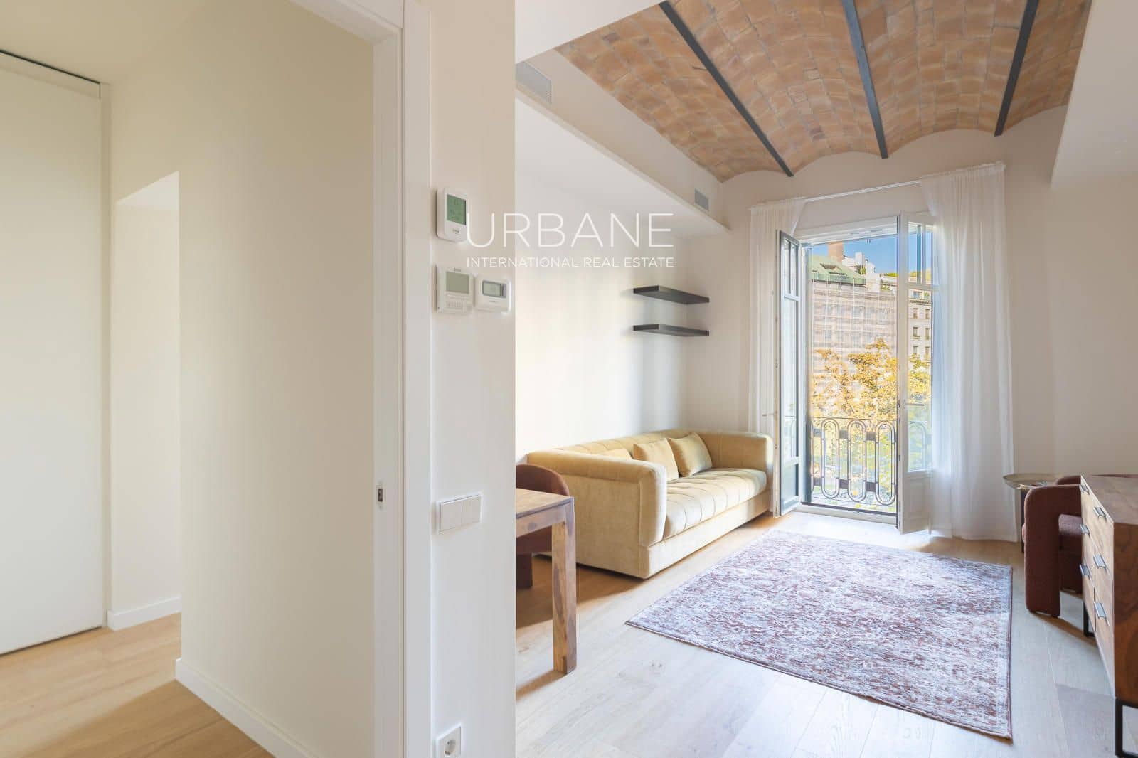 Piso de 1 habitación en Barcelona ciudad en alquiler - 3.500 € (Ref: 9517979)