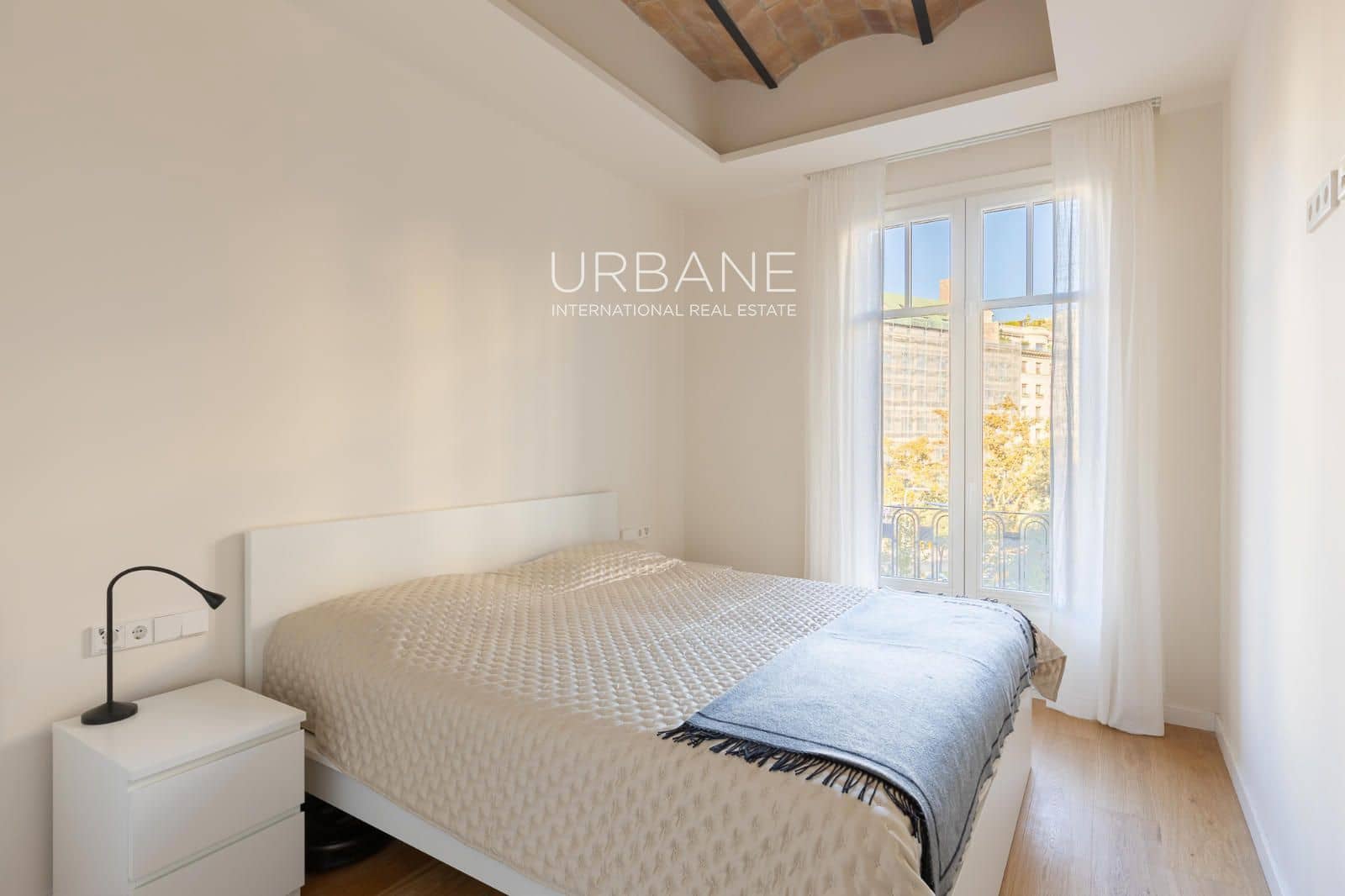 Piso de 1 habitación en Barcelona ciudad en alquiler - 3.500 € (Ref: 9517979)