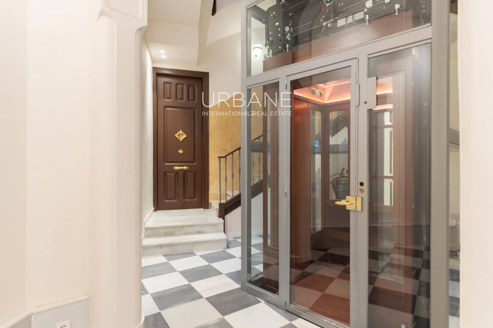 Piso de 1 habitación en Barcelona ciudad en alquiler - 3.500 € (Ref: 9517979)