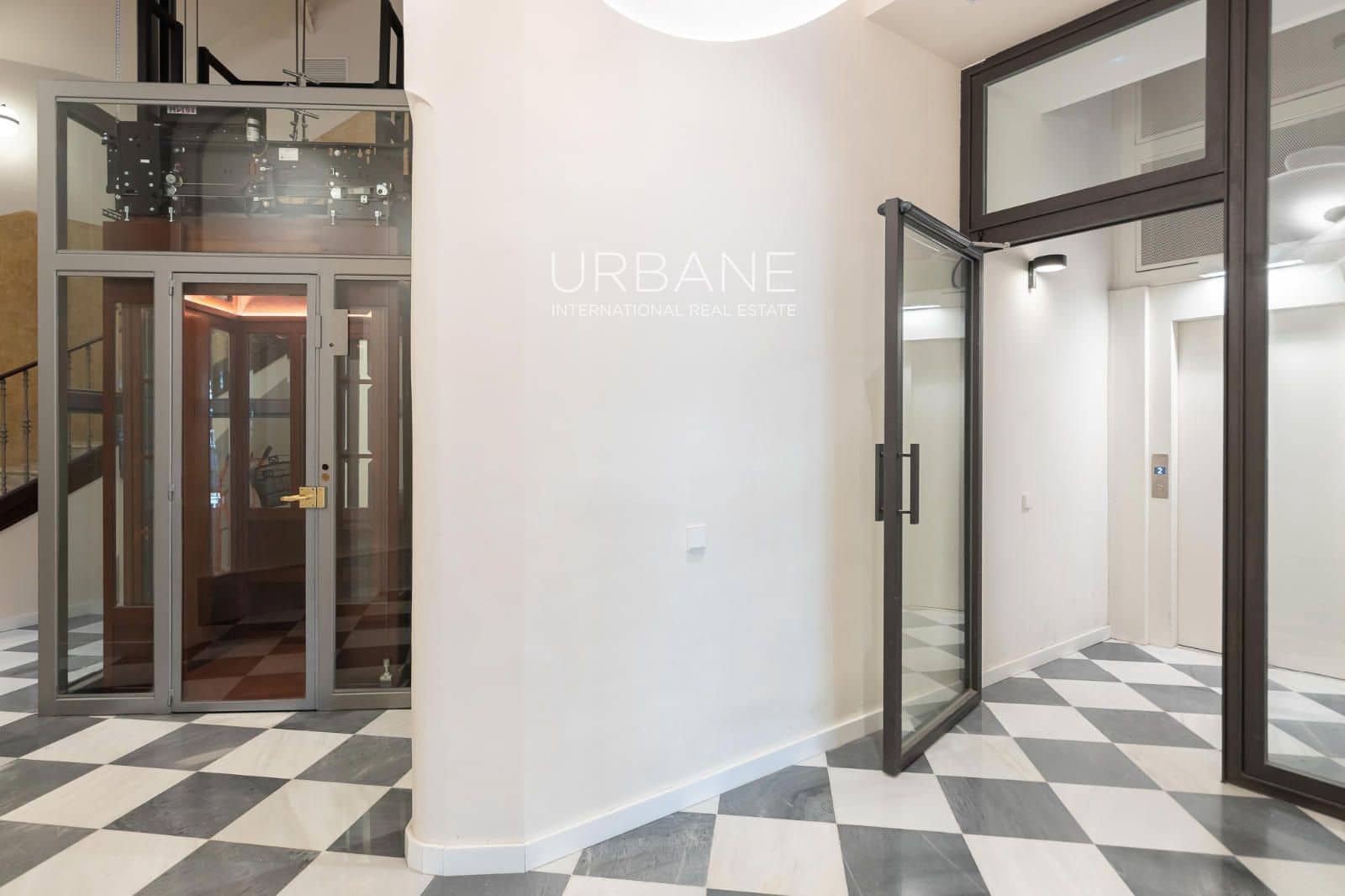 Piso de 1 habitación en Barcelona ciudad en alquiler - 3.500 € (Ref: 9517979)