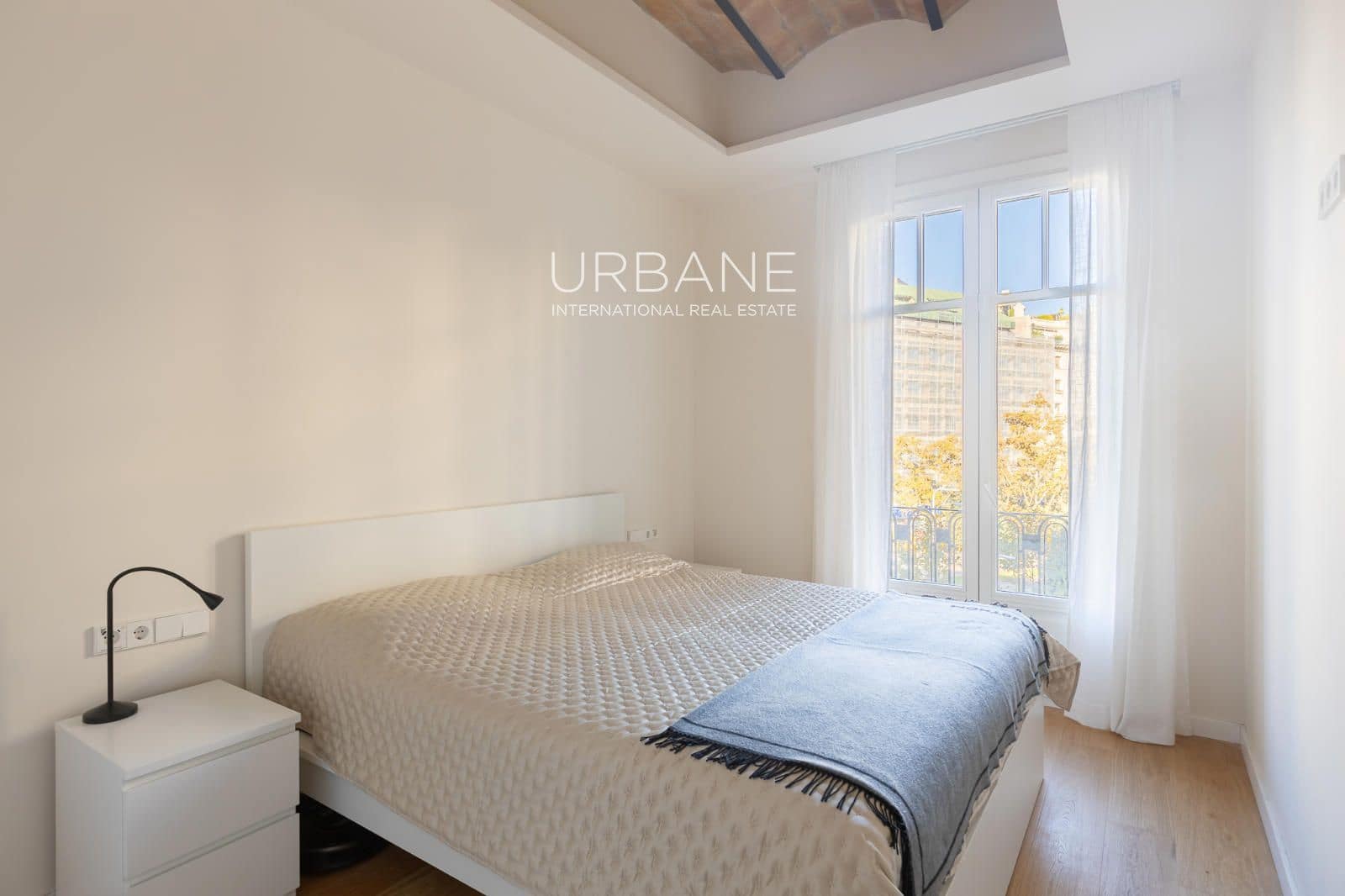 Piso de 1 habitación en Barcelona ciudad en alquiler - 3.500 € (Ref: 9517979)