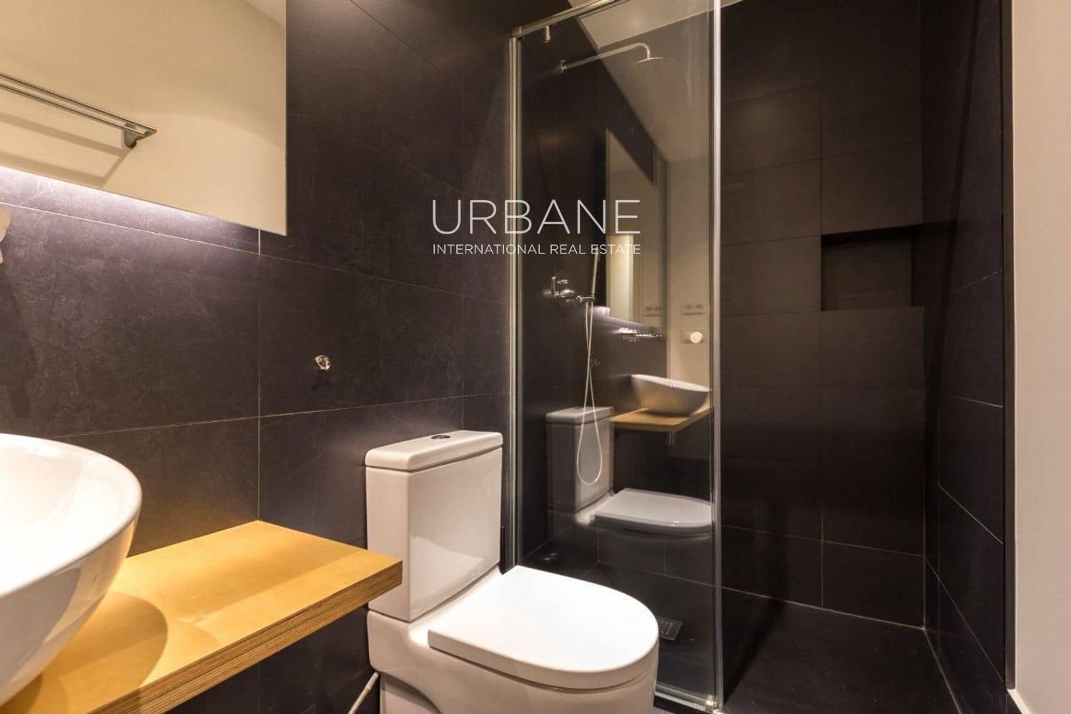 3 sovrum Lägenhet till salu i Barcelona stad - 697 950 € (Ref: 9523366)