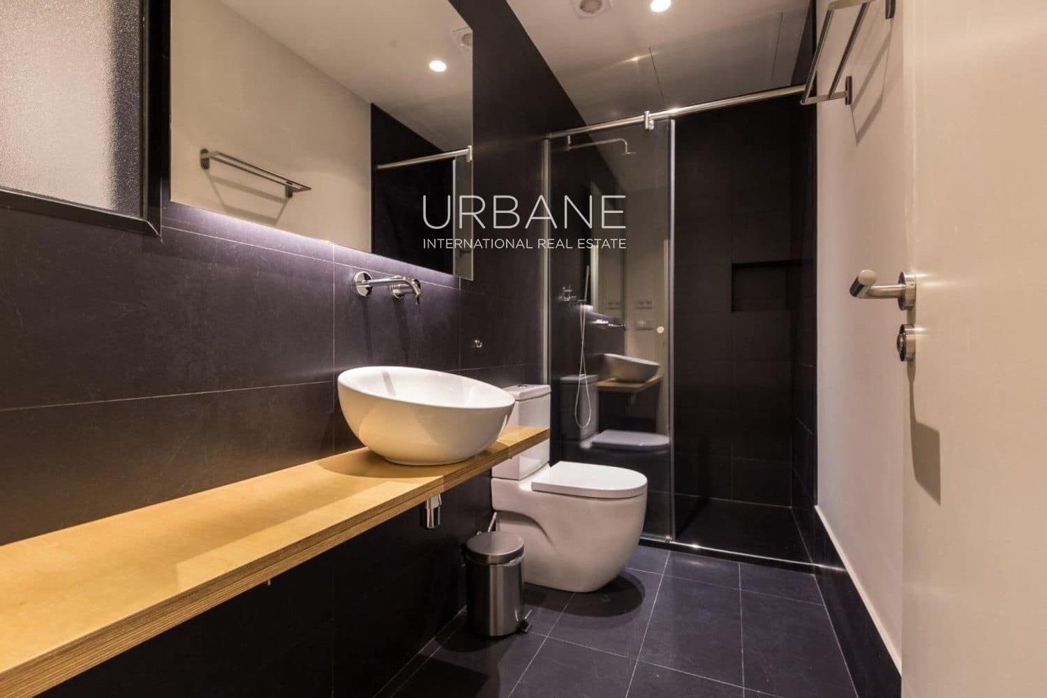 3 sovrum Lägenhet till salu i Barcelona stad - 697 950 € (Ref: 9523366)