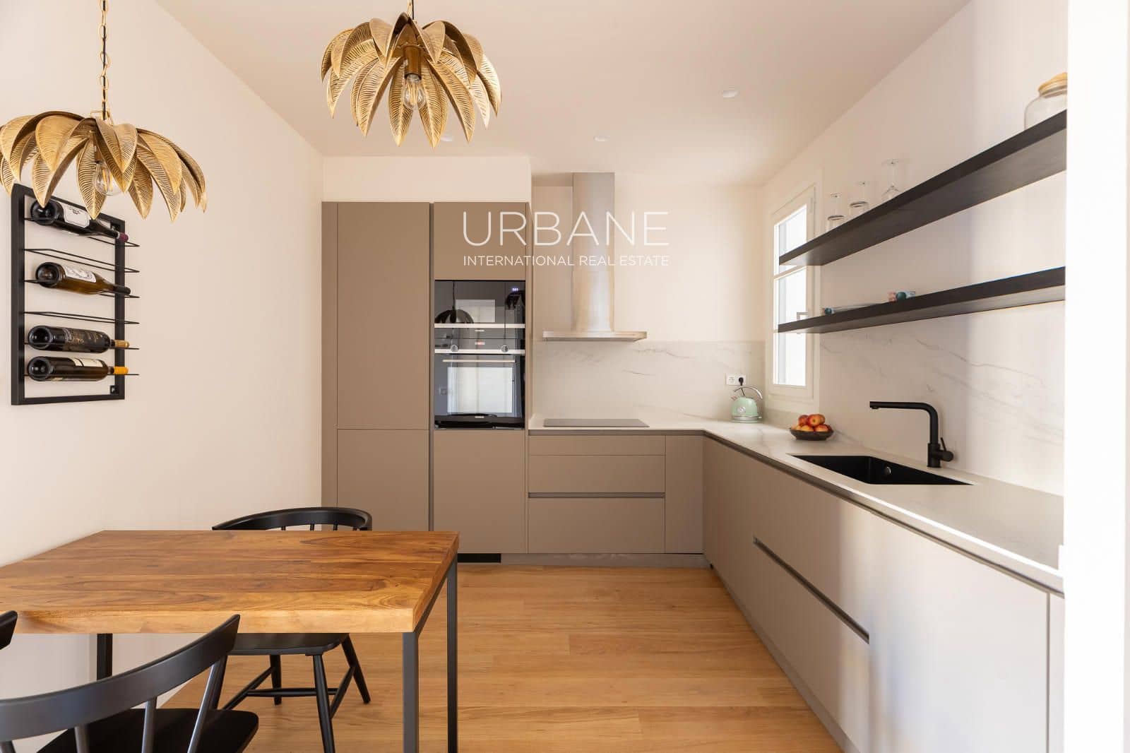 1 sypialnia Mieszkanie do wynajęcia w Miasto Barcelona - 3 500 € (Ref: 9528312)