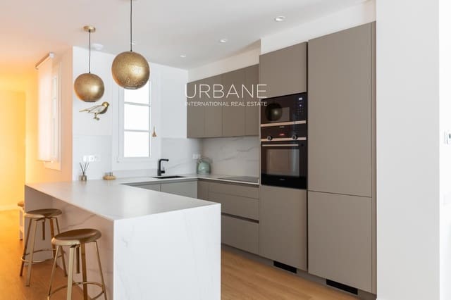 Appartement de 2 chambres à louer à Eixample, Barcelone ville - 6 500 € (Ref: 9539775)