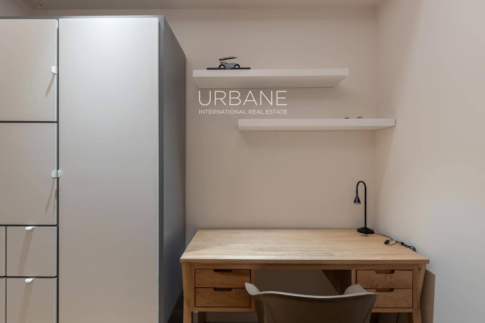 2 quarto Apartamento para arrendar em Barcelona cidade - 6 500 € (Ref: 9539775)