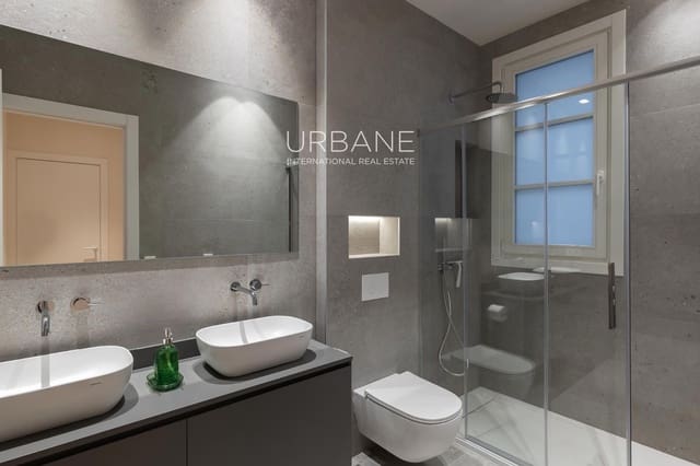 2 bedroom Flat for rent in Eixample, Barcelona city - € 6,500 (Ref: 9539775)