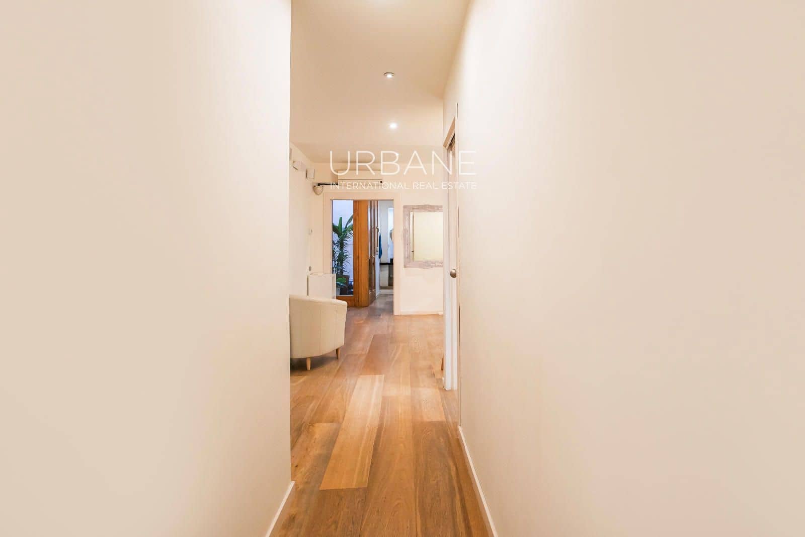 2 soveværelse Lejlighed til salg i Barcelona by - € 414.000 (Ref: 9559838)