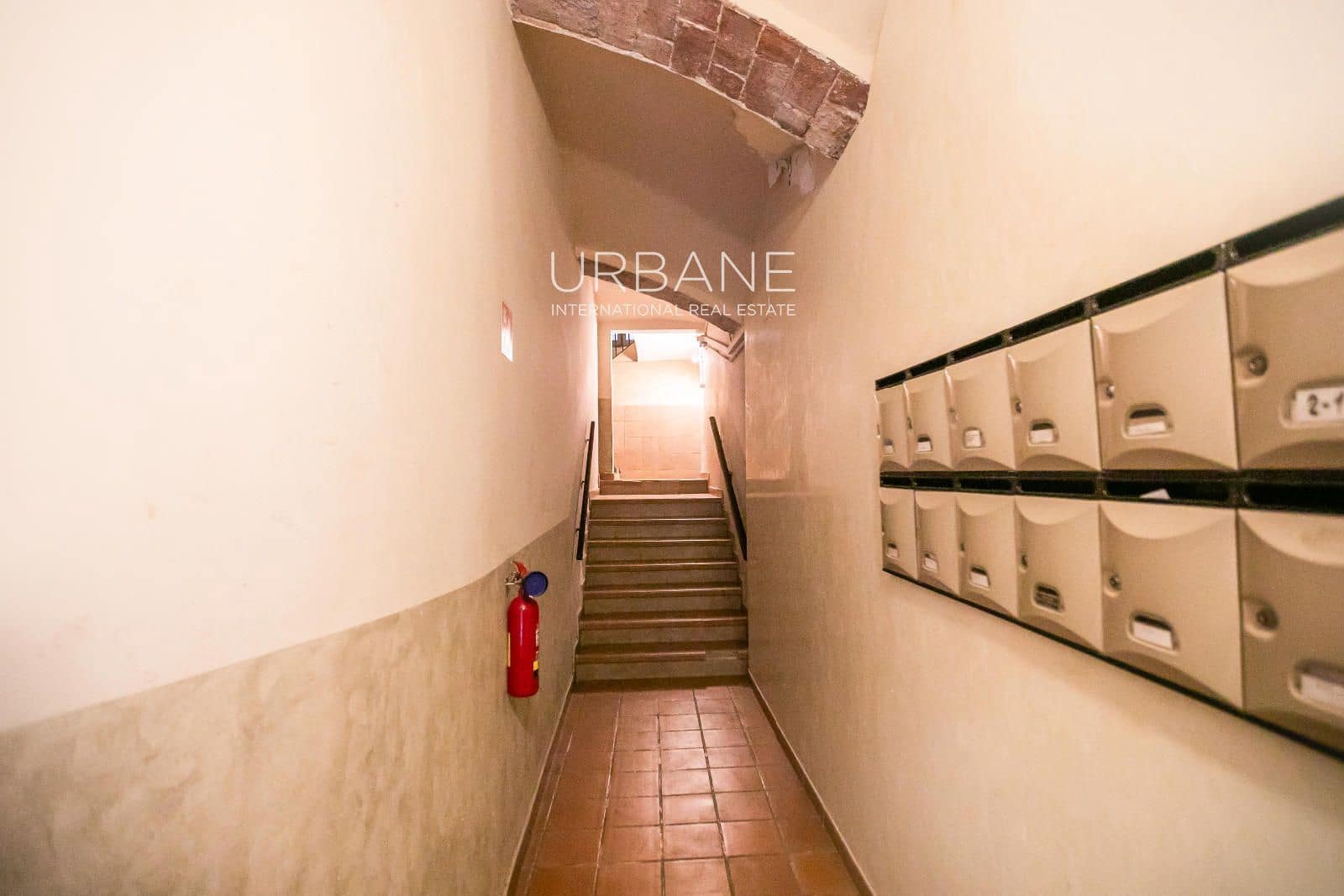 2 soveværelse Lejlighed til salg i Barcelona by - € 414.000 (Ref: 9559838)