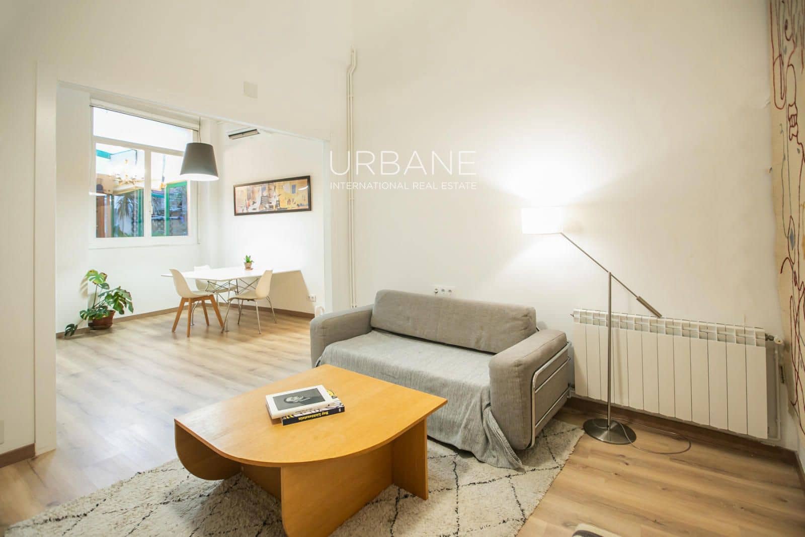 2 bedroom Flat for sale in Barcelona city - € 439,000 (Ref: 9559839)