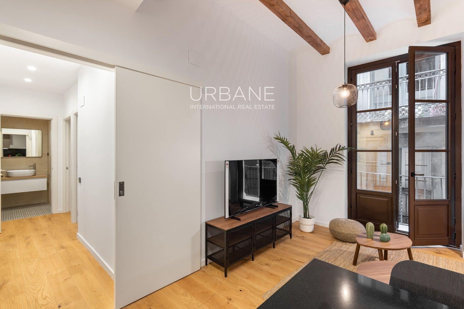 2 bedroom Flat for rent in Barcelona city - € 1,550 (Ref: 9559840)