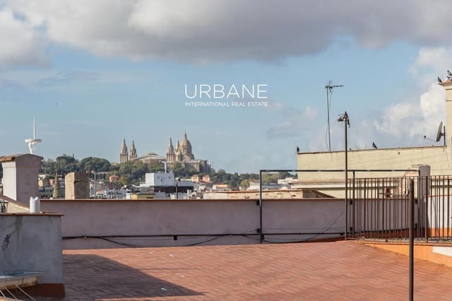 4 chambre Appartement à vendre à El Barri Gòtic, Barcelone ville - 675 000 € (Ref: 9562602)