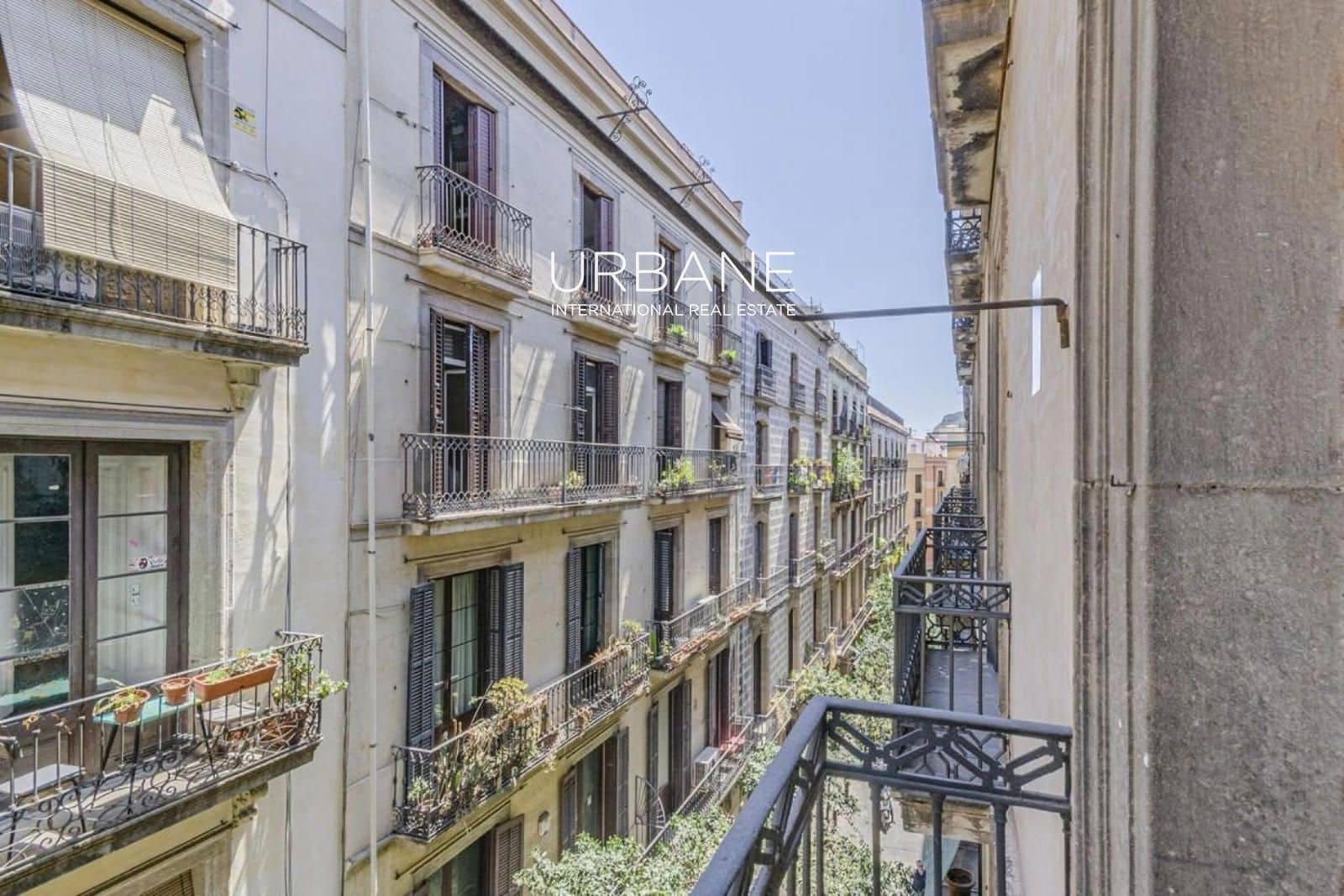 4 soveværelse Lejlighed til salg i Barcelona by - € 675.000 (Ref: 9562602)