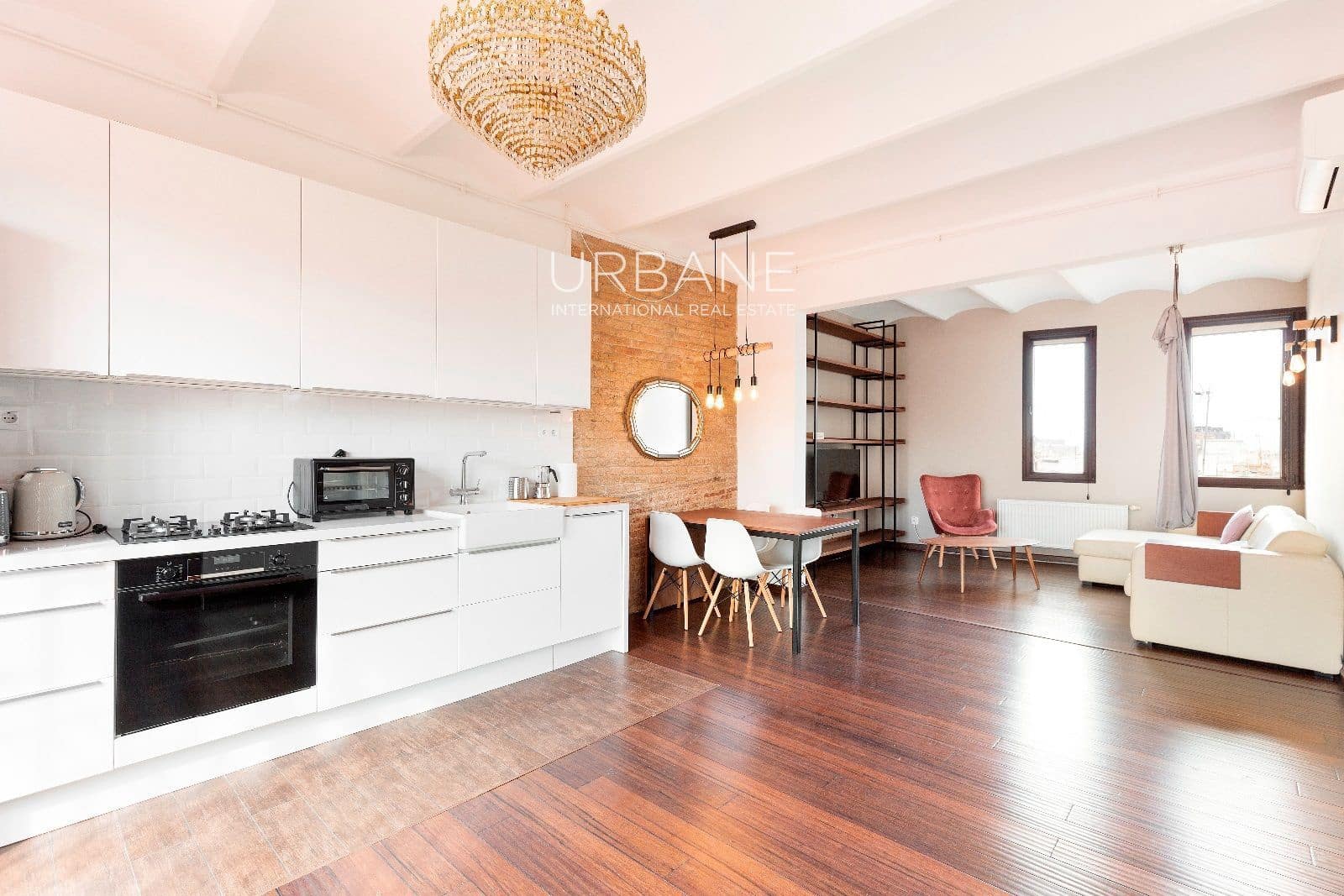 1 soveværelse Lejlighed til leje i Barcelona by - € 1.450 (Ref: 9564061)