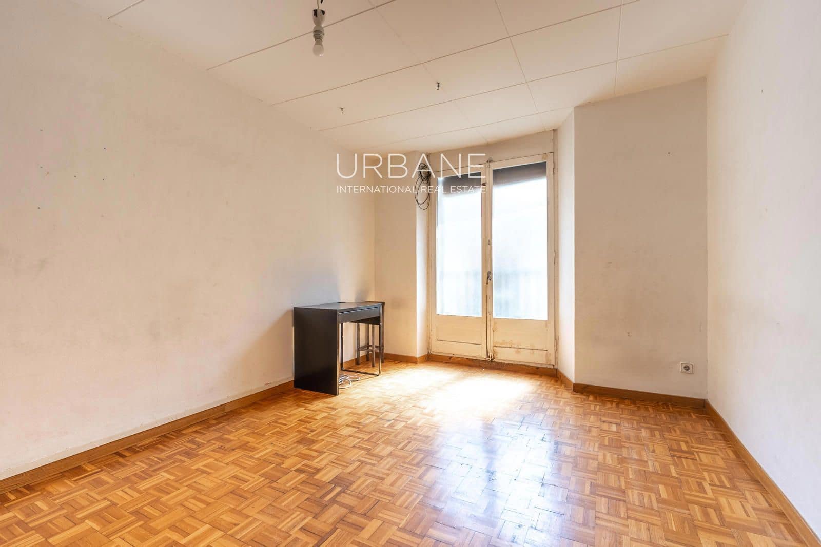 2 Zimmer Wohnung zu verkaufen in Barcelona Stadt - 250.000 € (Ref: 9569470)