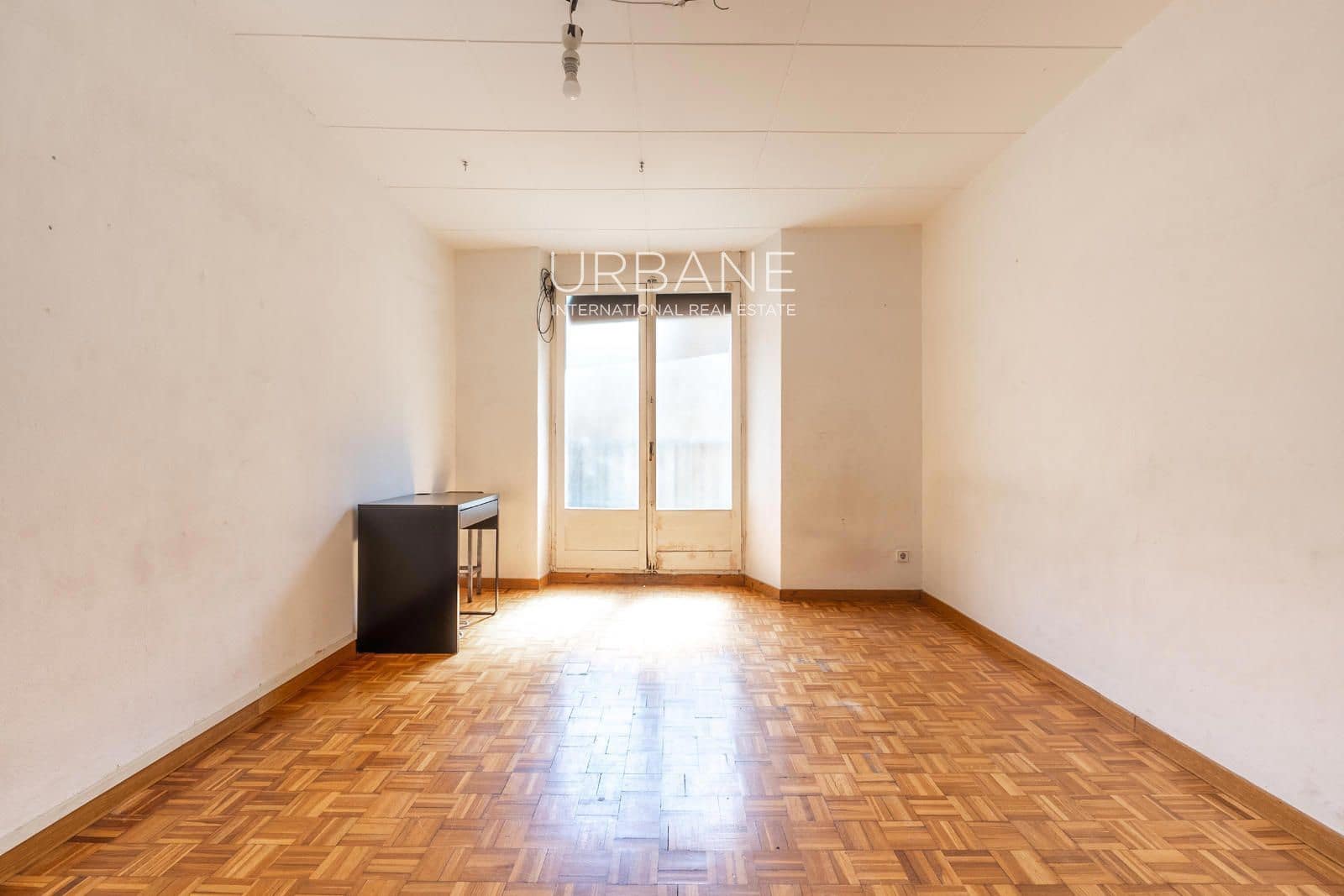 2 Zimmer Wohnung zu verkaufen in Barcelona Stadt - 250.000 € (Ref: 9569470)