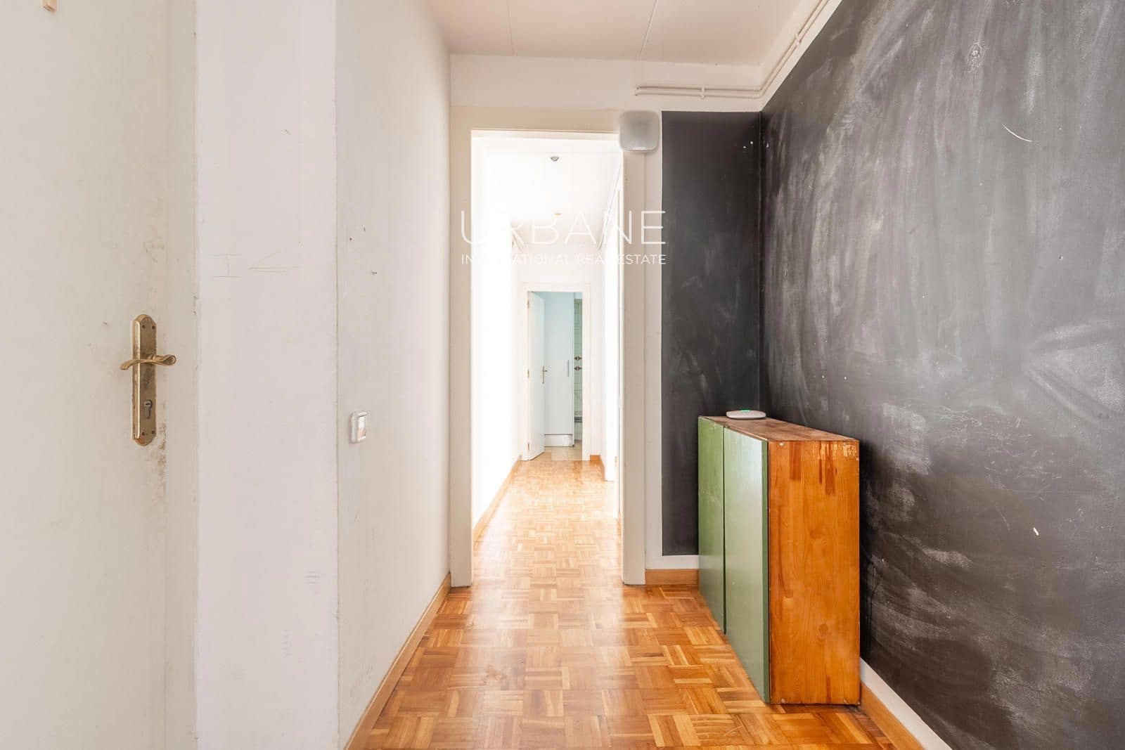 2 Zimmer Wohnung zu verkaufen in Barcelona Stadt - 250.000 € (Ref: 9569470)