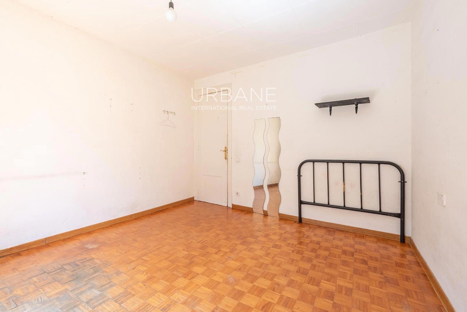 2 Zimmer Wohnung zu verkaufen in Barcelona Stadt - 250.000 € (Ref: 9569470)
