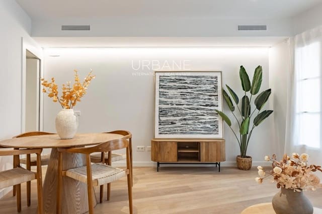 Piso de 3 habitaciones en Ciutat Vella, Barcelona ciudad en venta con piscina - 695.000 € (Ref: 9603028)