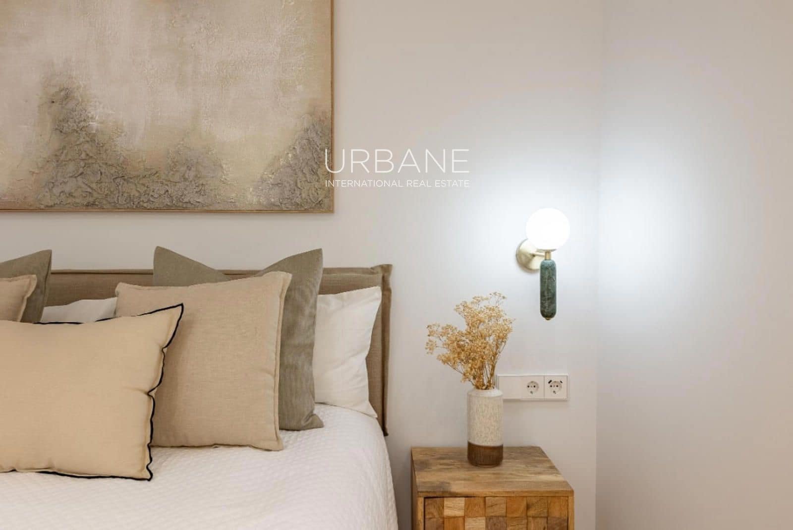 Piso de 3 habitaciones en Barcelona ciudad en venta con piscina - 695.000 € (Ref: 9603028)