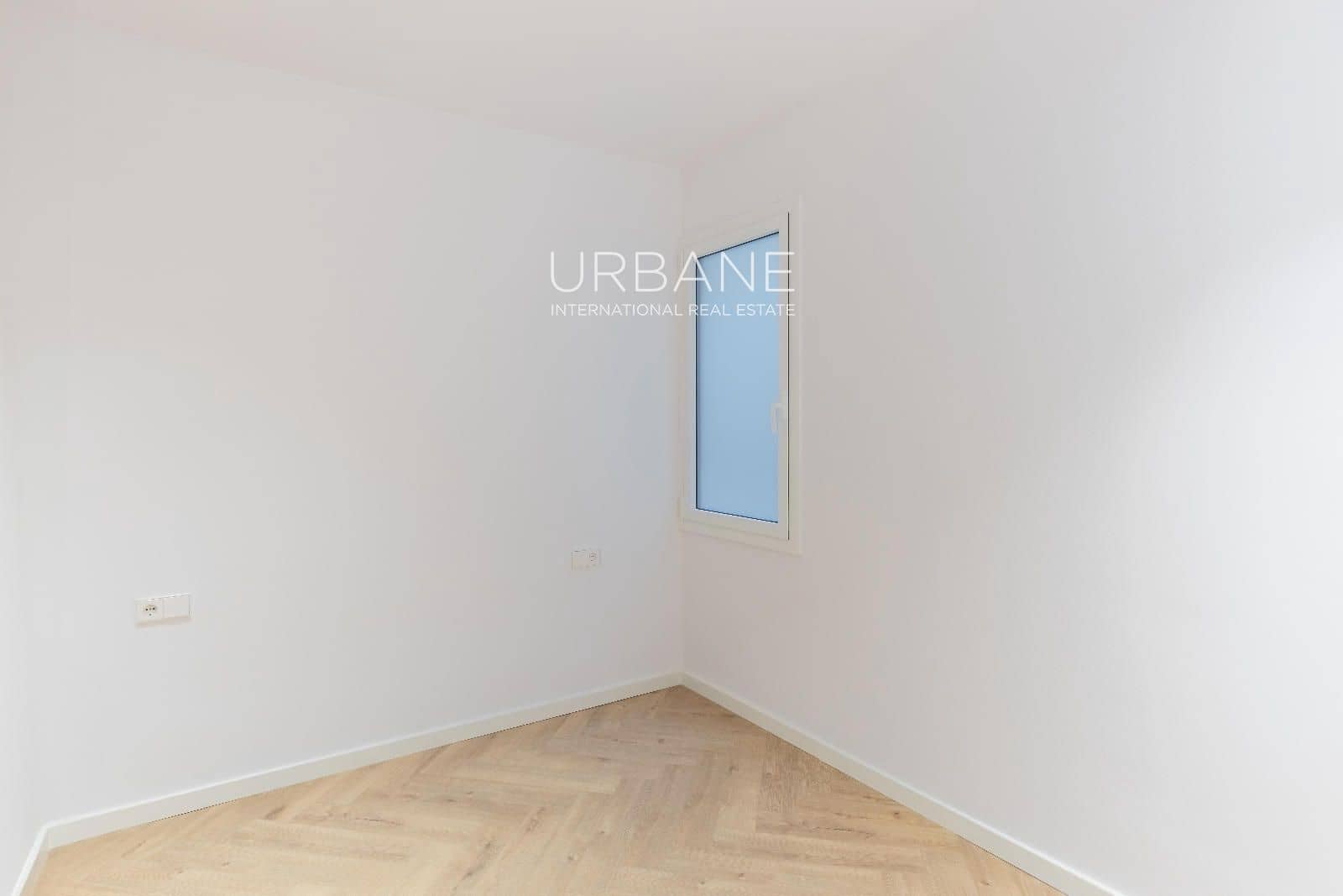3 soverom Leilighet til salgs i Barcelona by med garasje - € 775 000 (Ref: 9611899)
